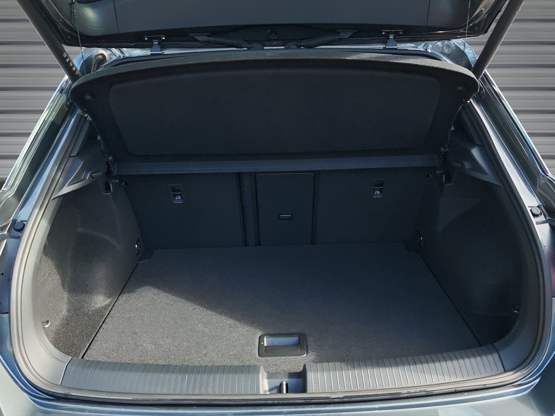 VW T-Roc 1.5 TSI EVO R-Line DSG-image-13