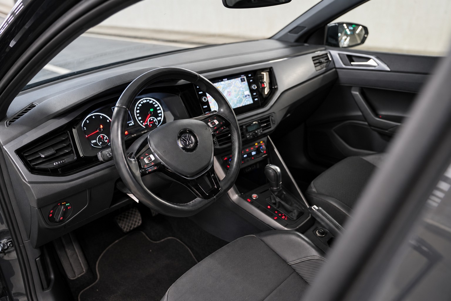 VW Polo 1.0 TSI BMT Highline DSG-image-6