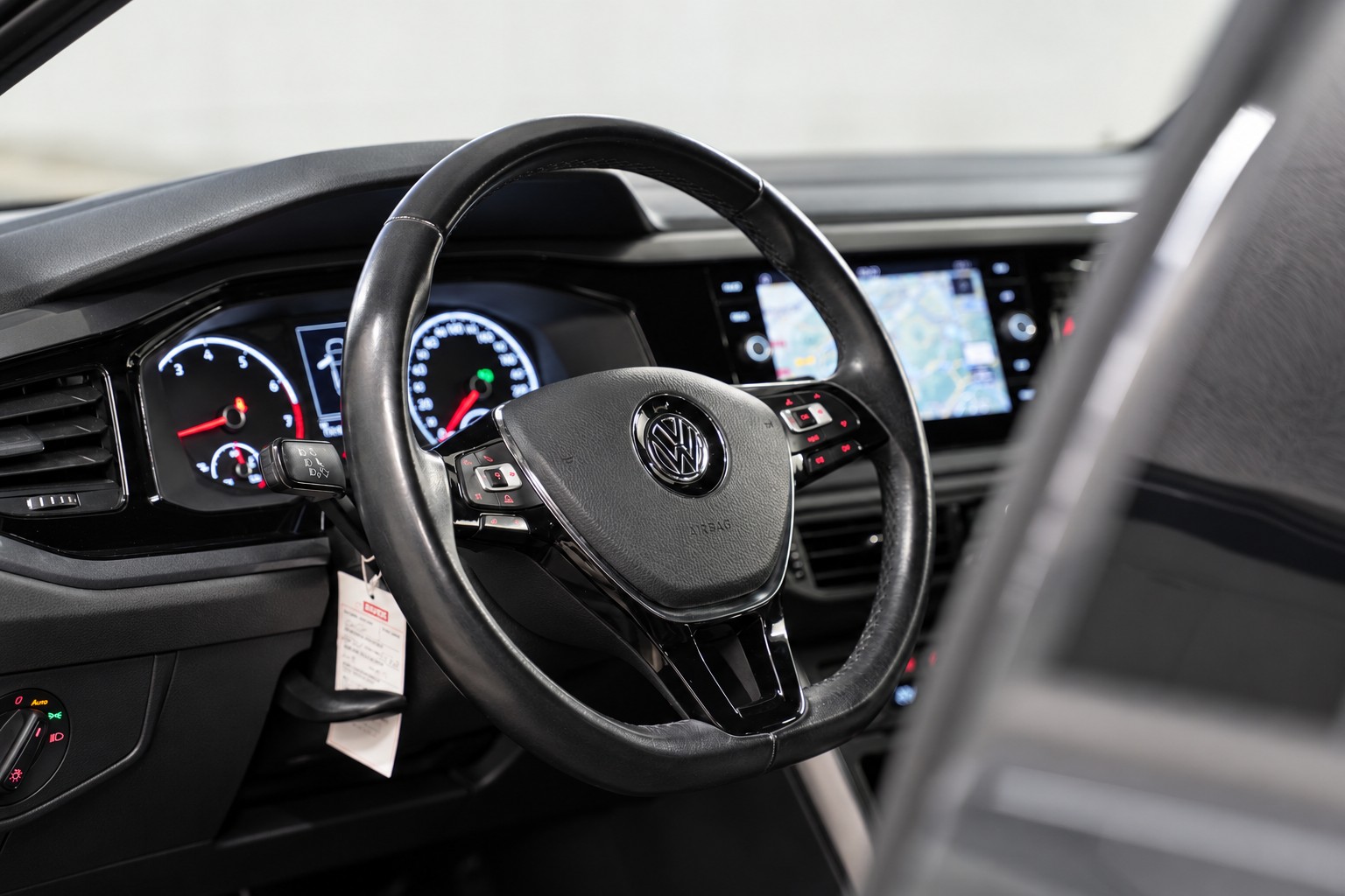 VW Polo 1.0 TSI BMT Highline DSG-image-10