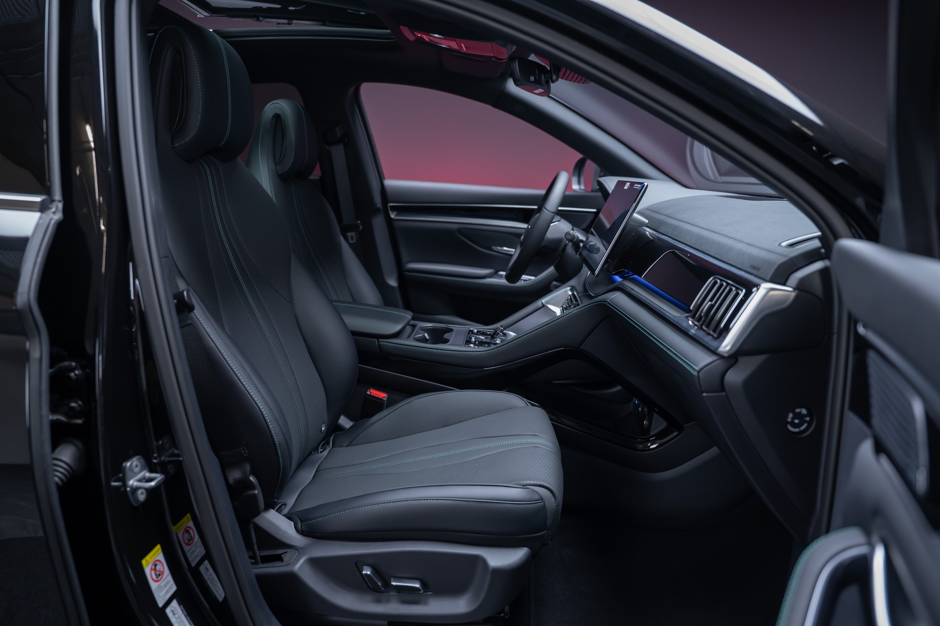 BYD Seal U DM-i Comfort / Panorama / Head-Up Display / 360° Kamera-image-40