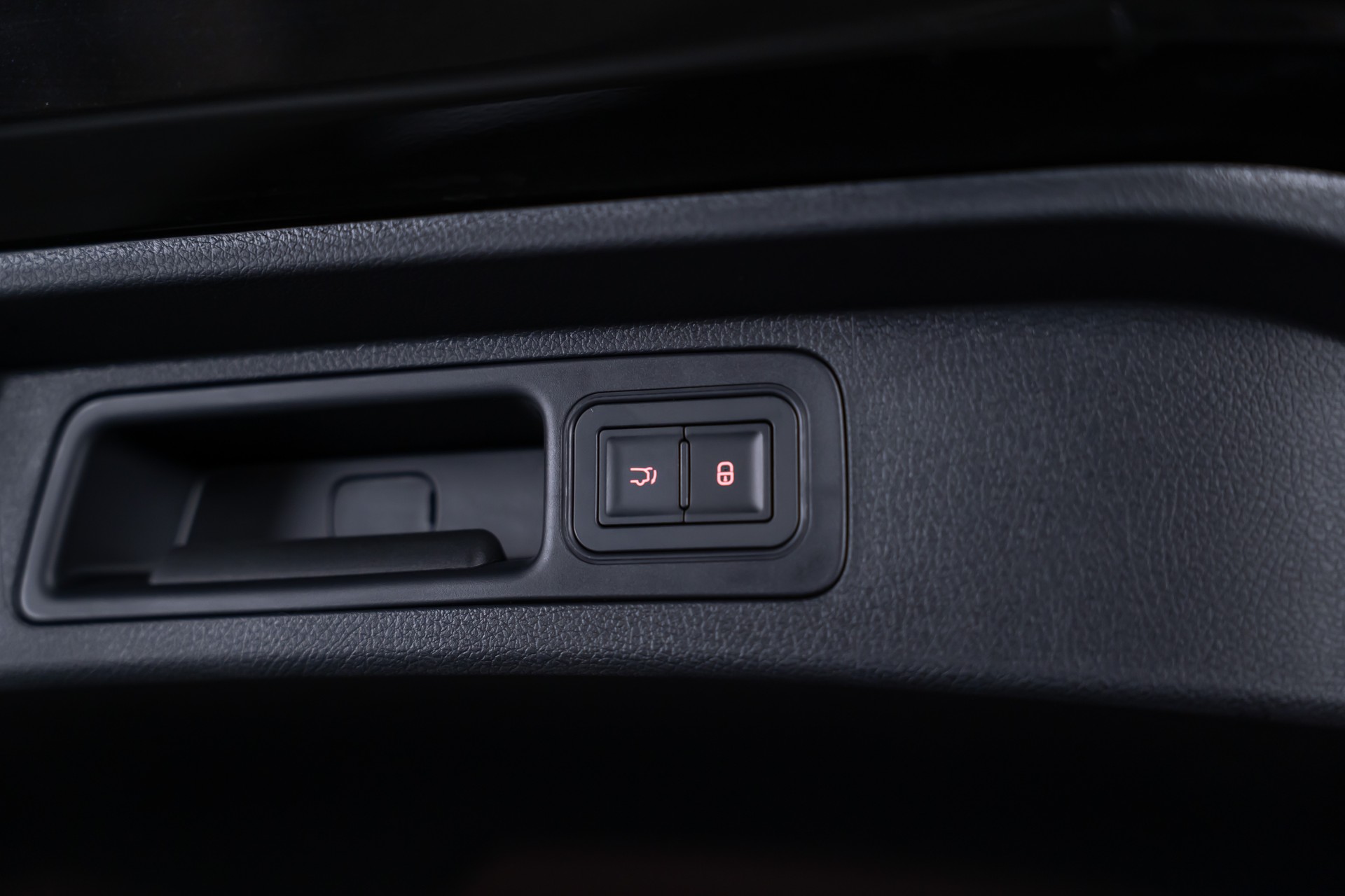 BYD Seal U DM-i Comfort / Panorama / Head-Up Display / 360° Kamera-image-43