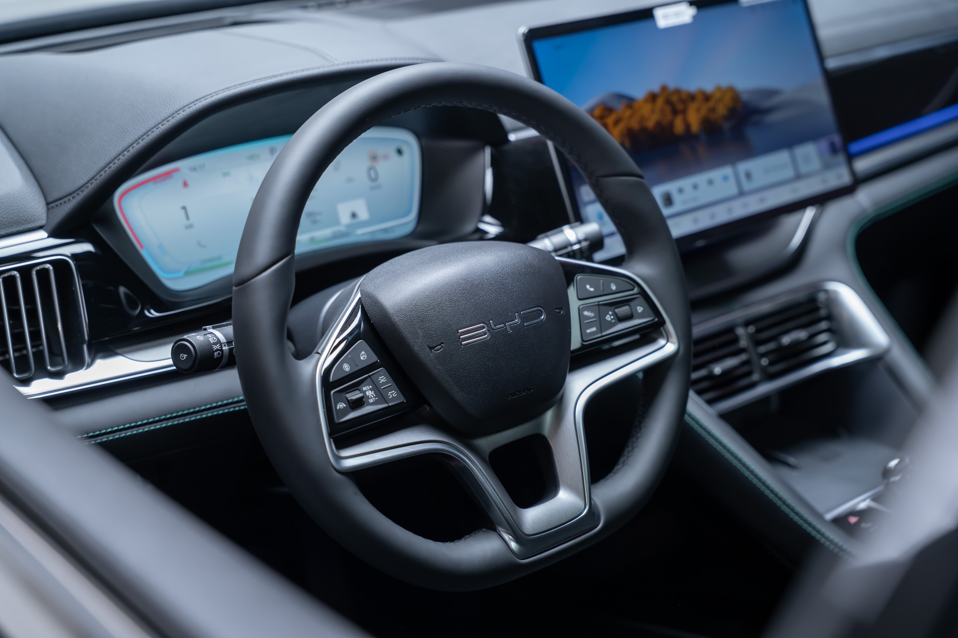 BYD Seal U DM-i Comfort / Panorama / Head-Up Display / 360° Kamera-image-12