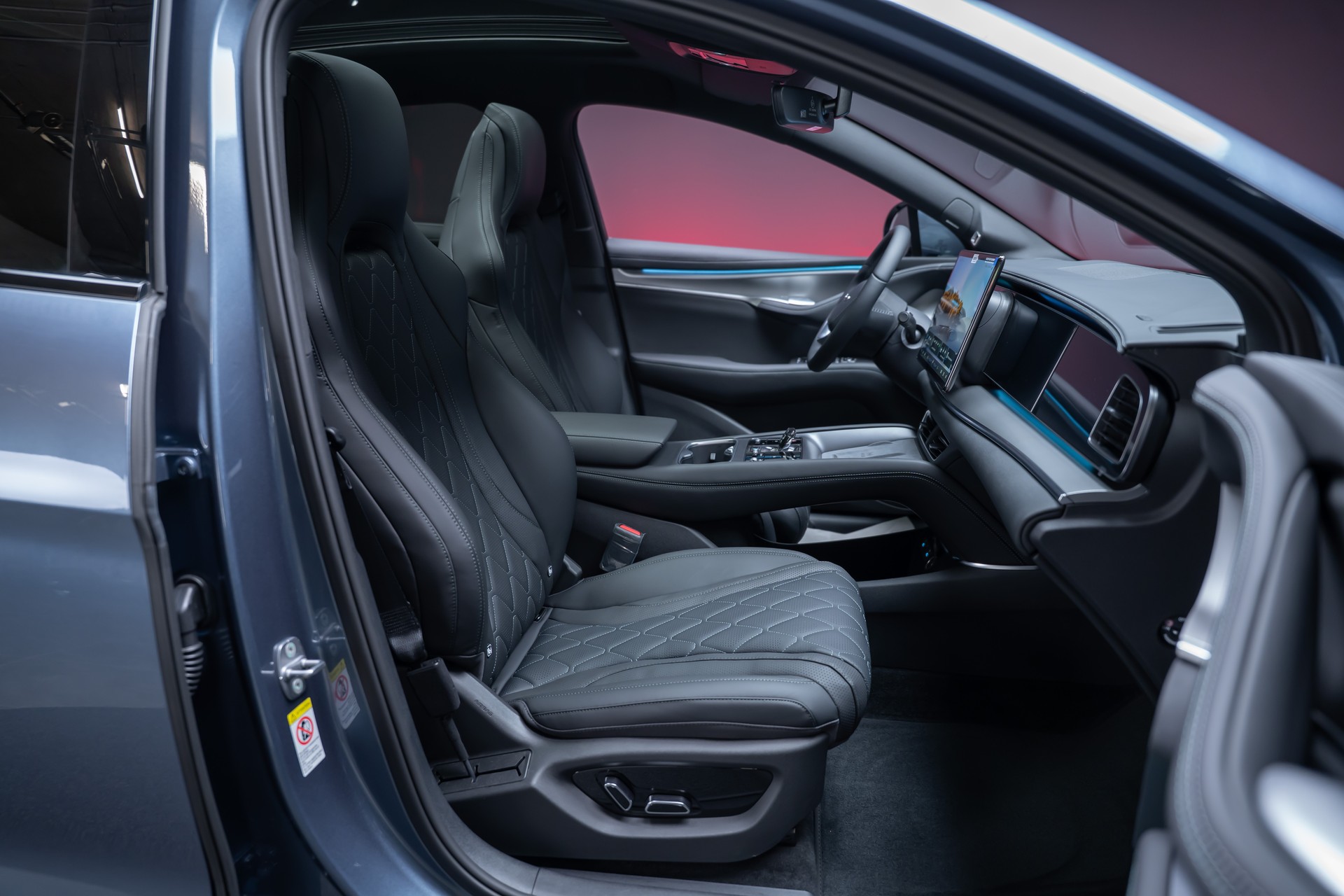 BYD Sealion 7 91,3 kWh Excellence AWD / Panoramadach / Head-Up Display / Sitzheizung & Lüftung-image-41