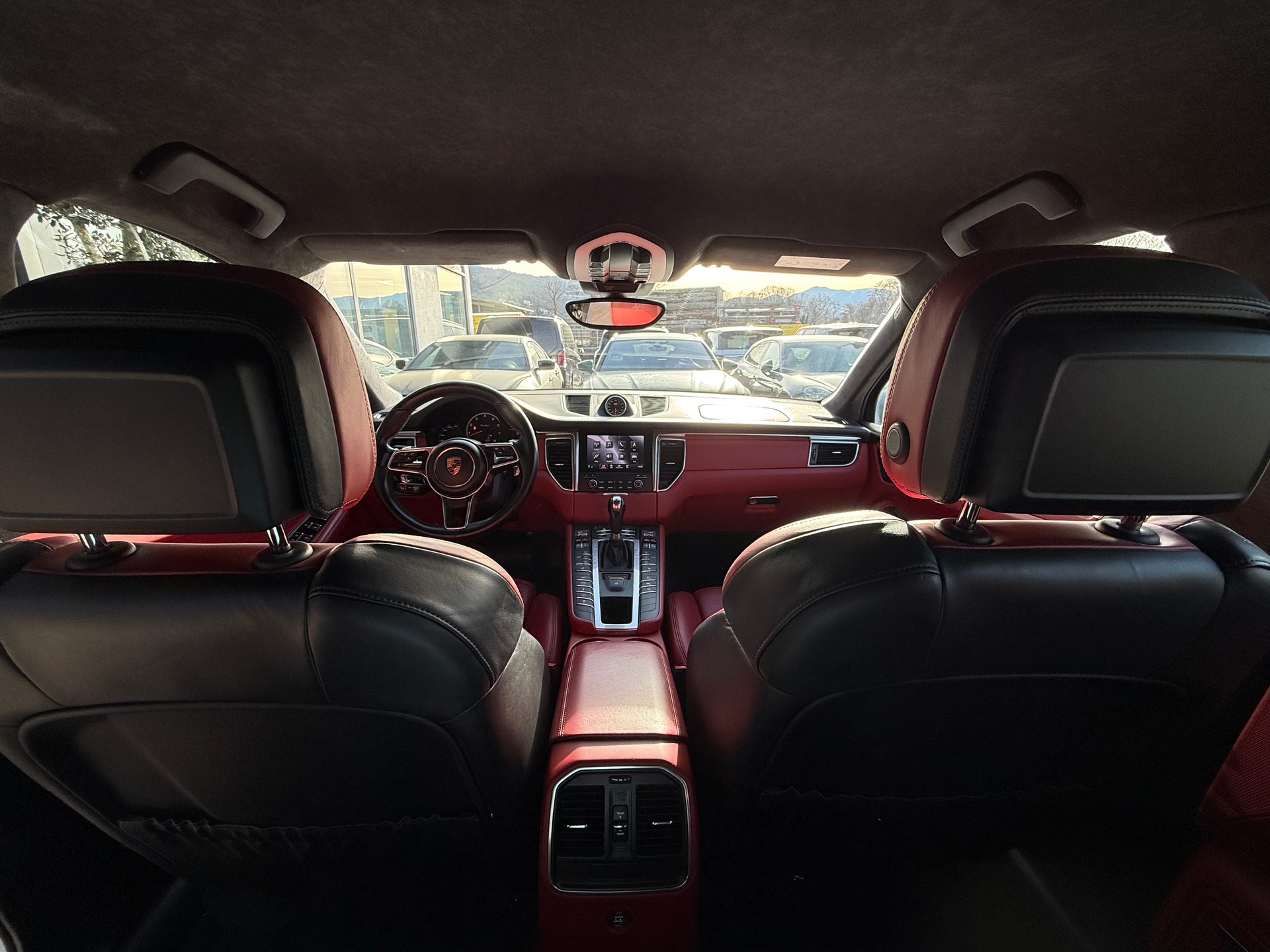 PORSCHE Macan Turbo PDK-image-17