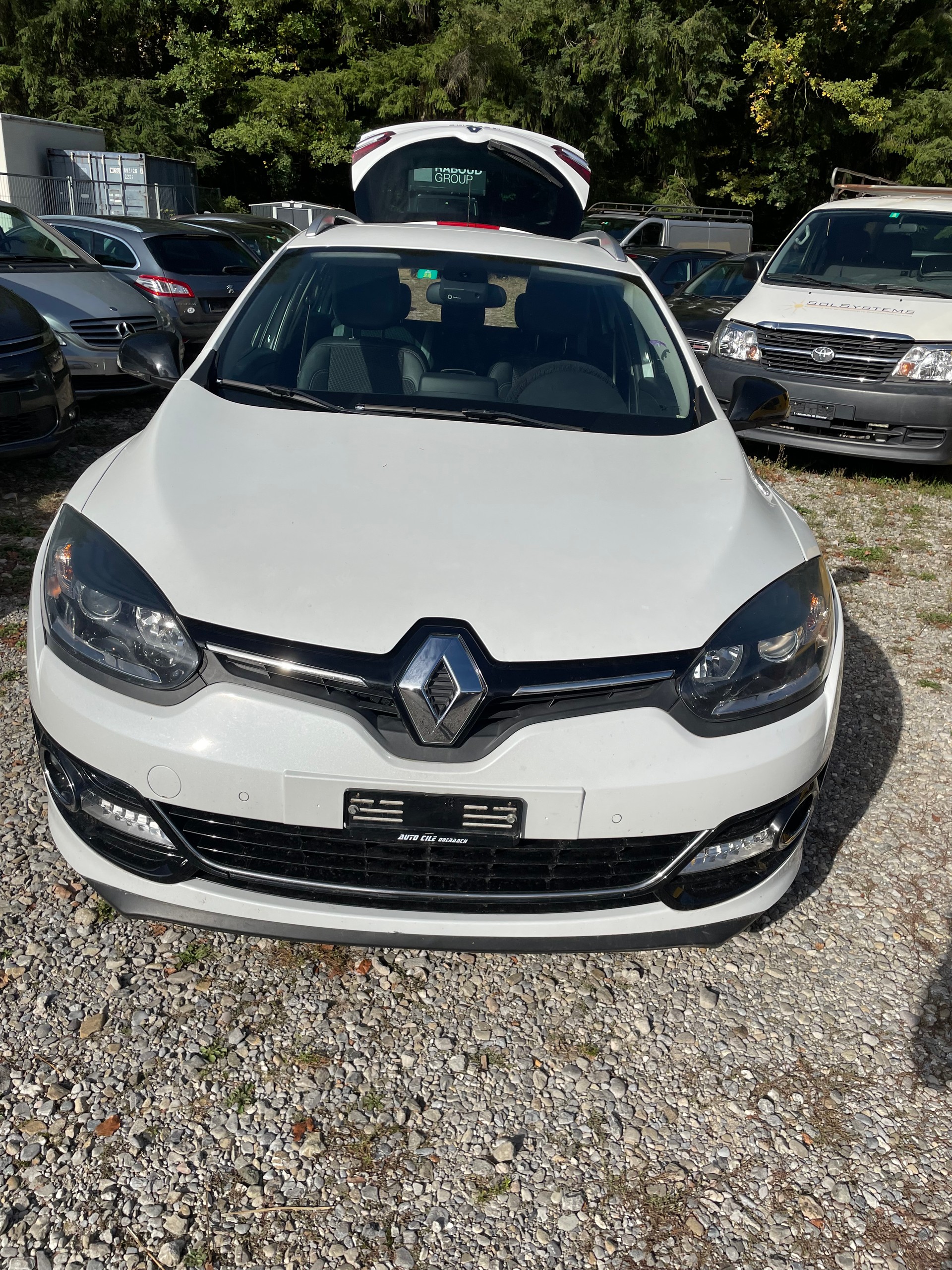 RENAULT Mégane Grandtour 1.2 16V Turbo Bose EDC-image-0