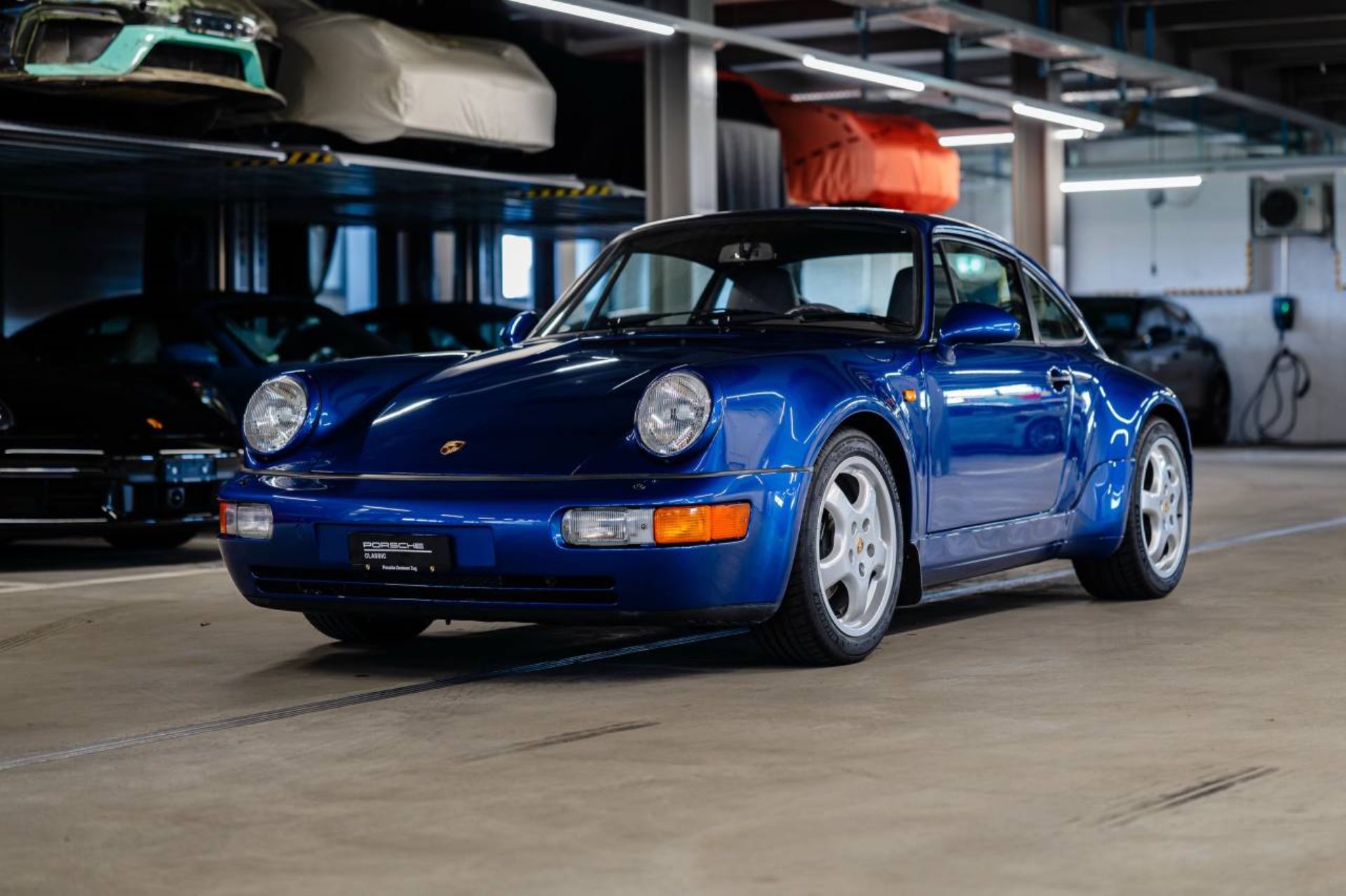PORSCHE 911 Carrera 2 Coupé-image-0
