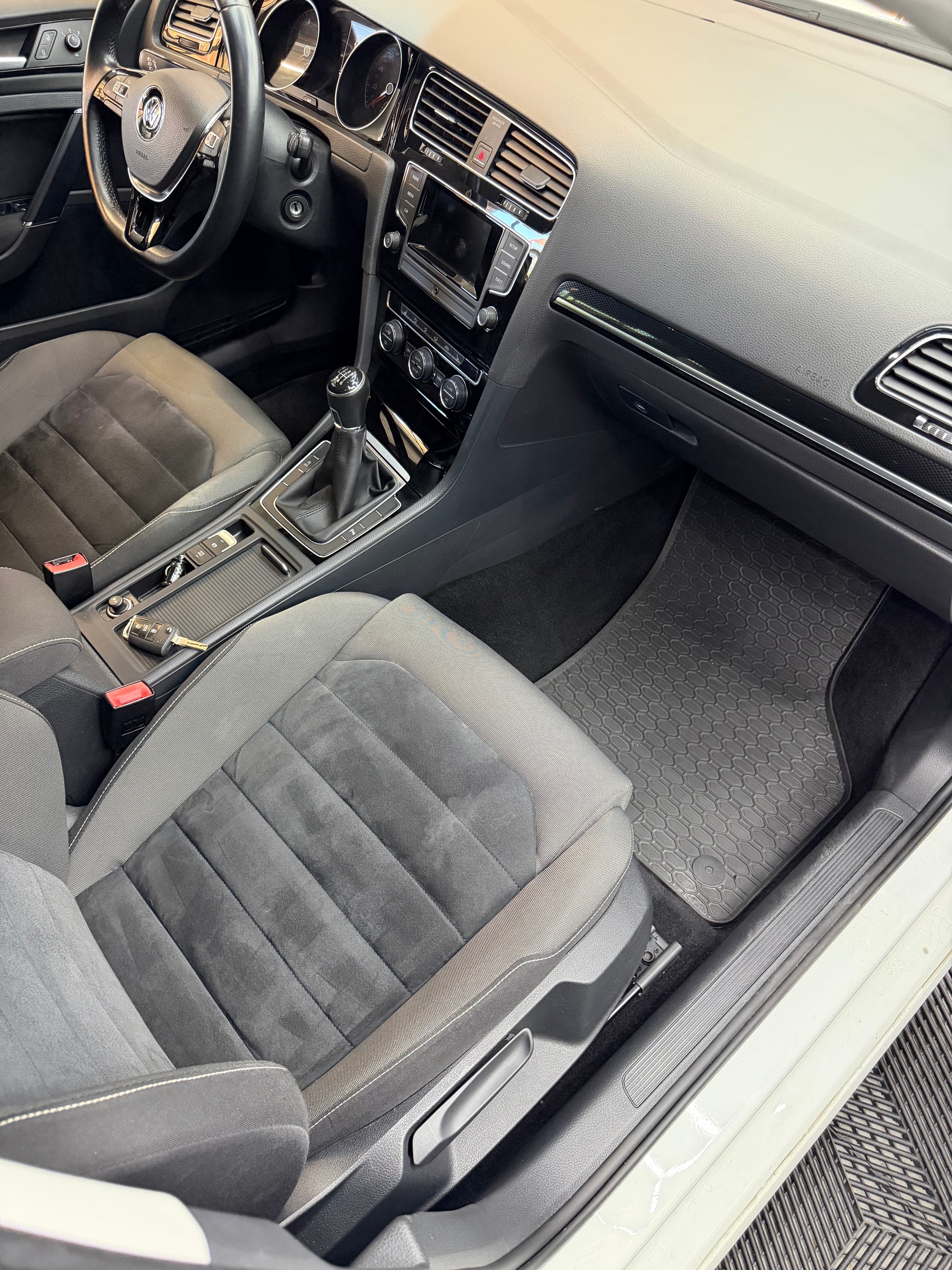 VW Golf Variant 1.4 TSI Comfortline-image-7