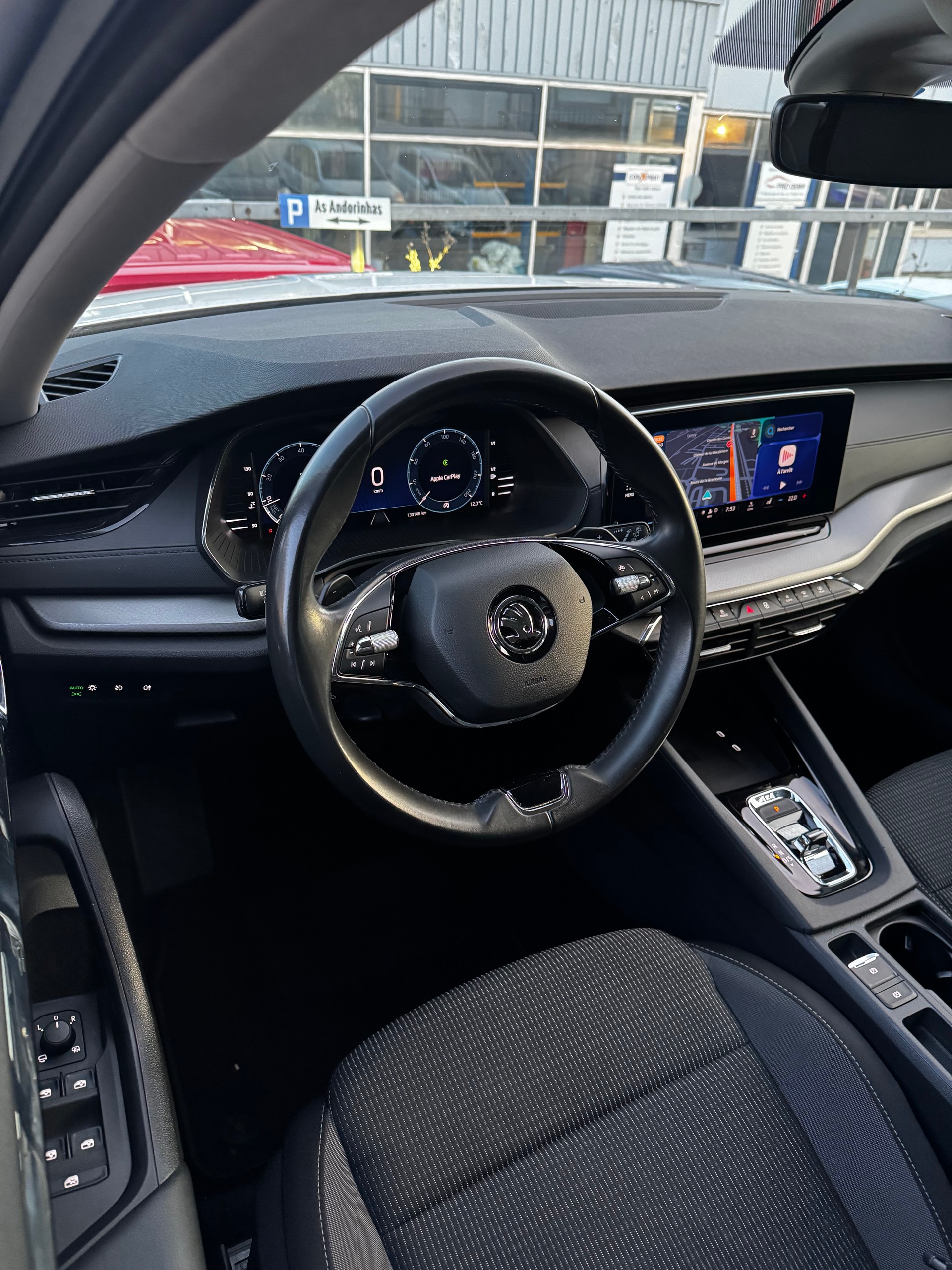SKODA Octavia Combi 2.0 TDI DSG Ambition 4x4-image-9