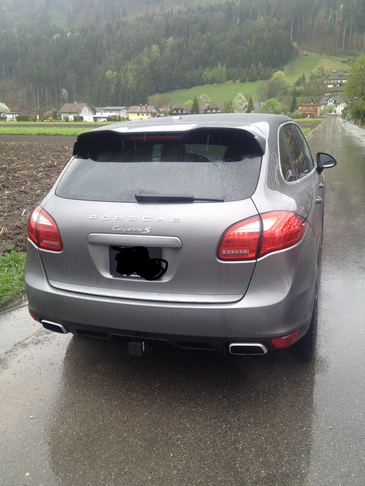 PORSCHE Cayenne S-image-4