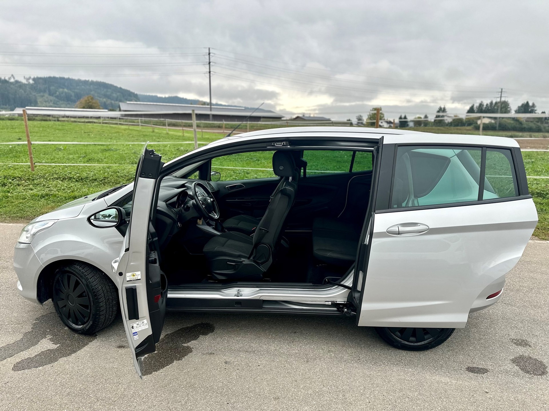 FORD B-Max 1.0 SCTi Trend-image-11