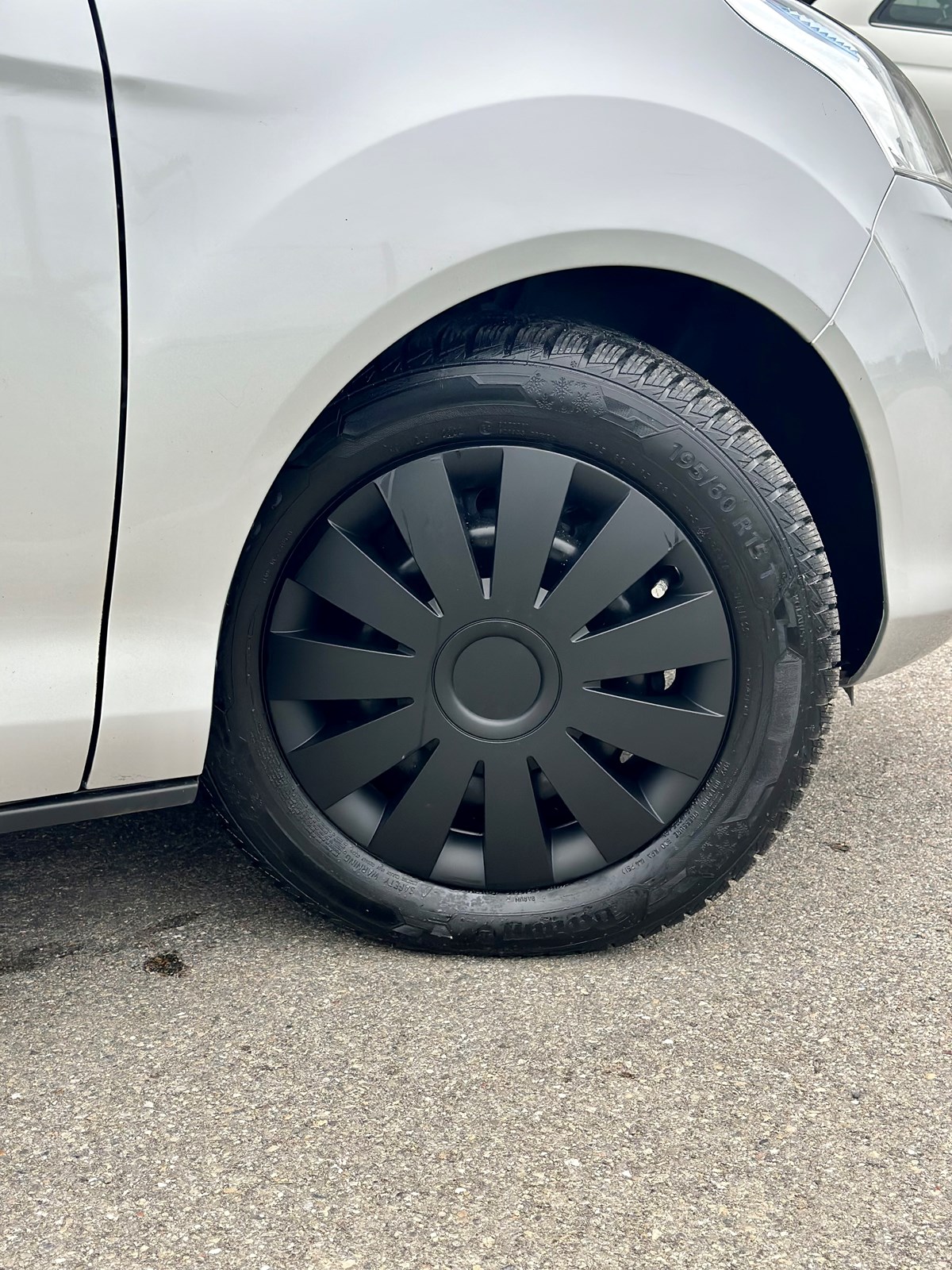 FORD B-Max 1.0 SCTi Trend-image-4