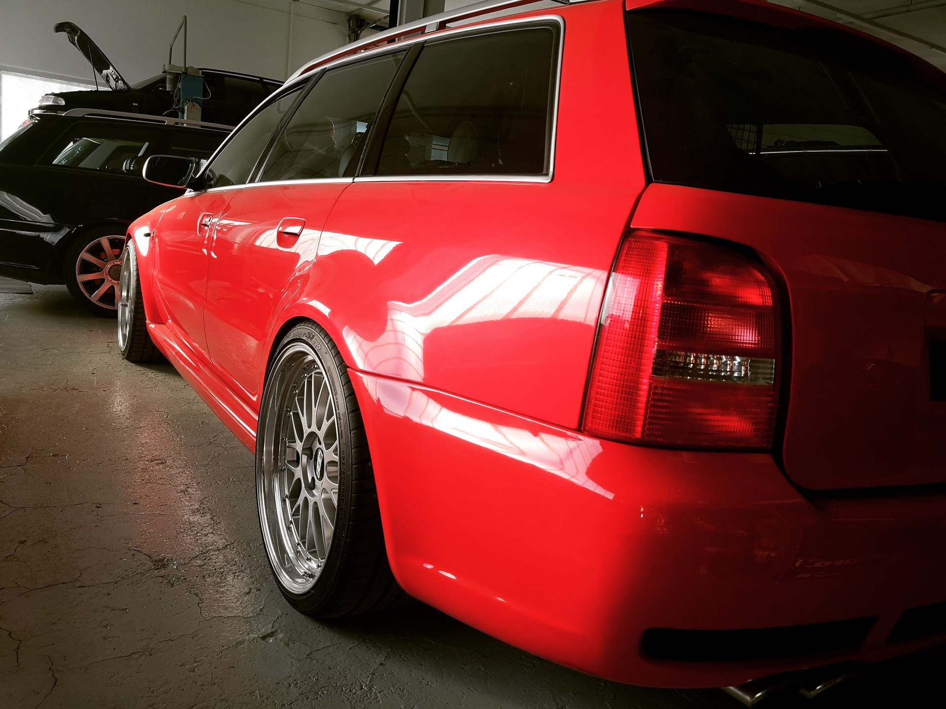 AUDI RS4 Avant quattro-image-1