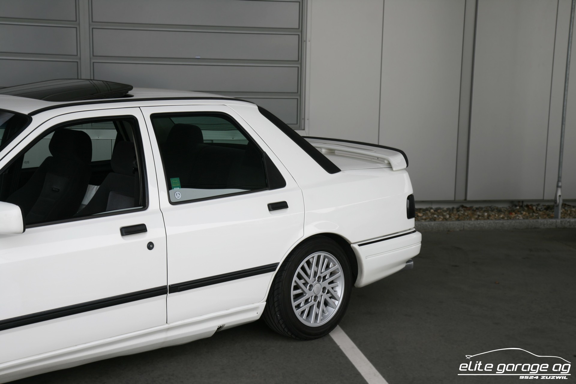 FORD Sierra 2.0i Cosworth 4x4-image-10