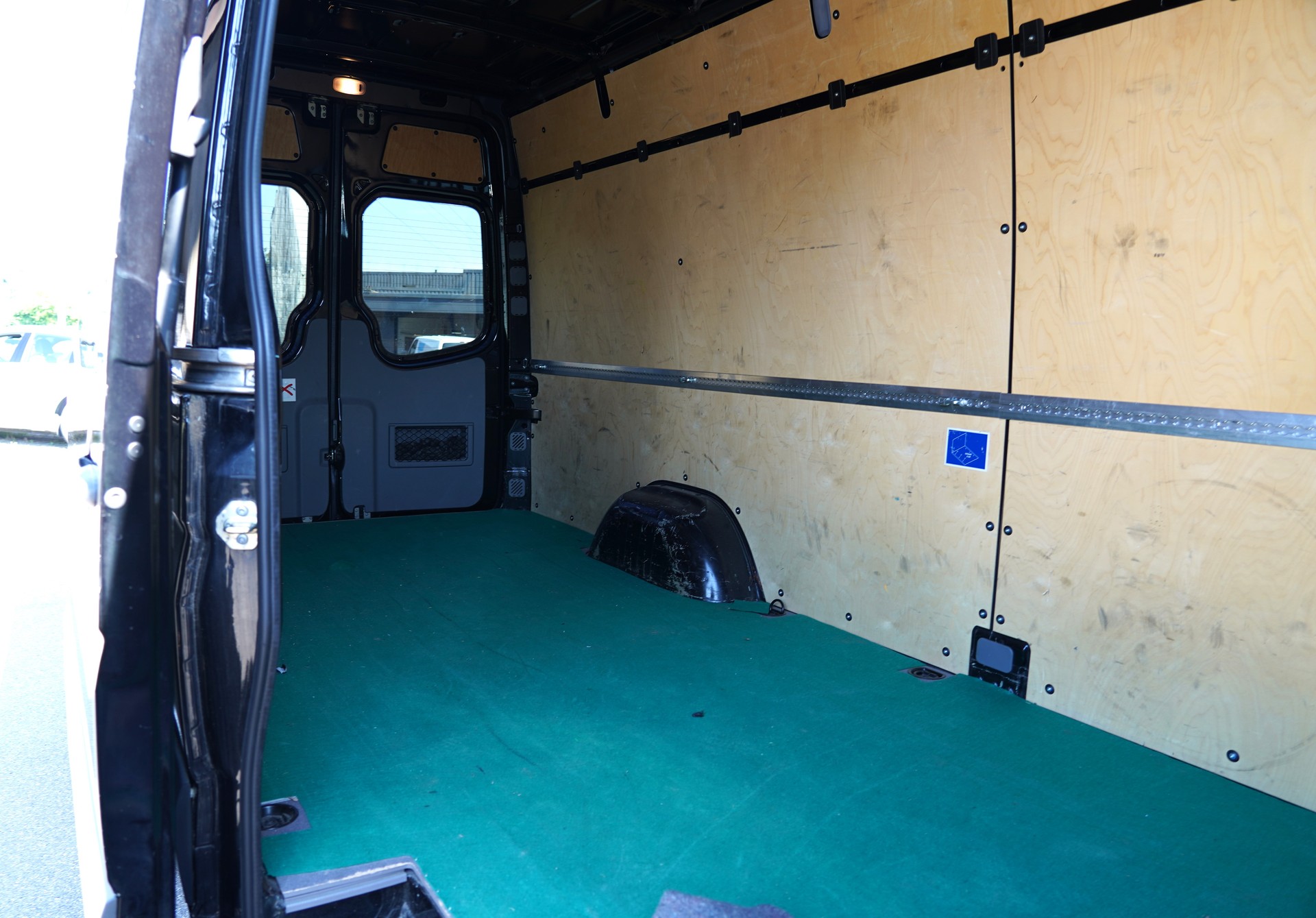VW Crafter 35 2.0 BiTDI CR-image-5