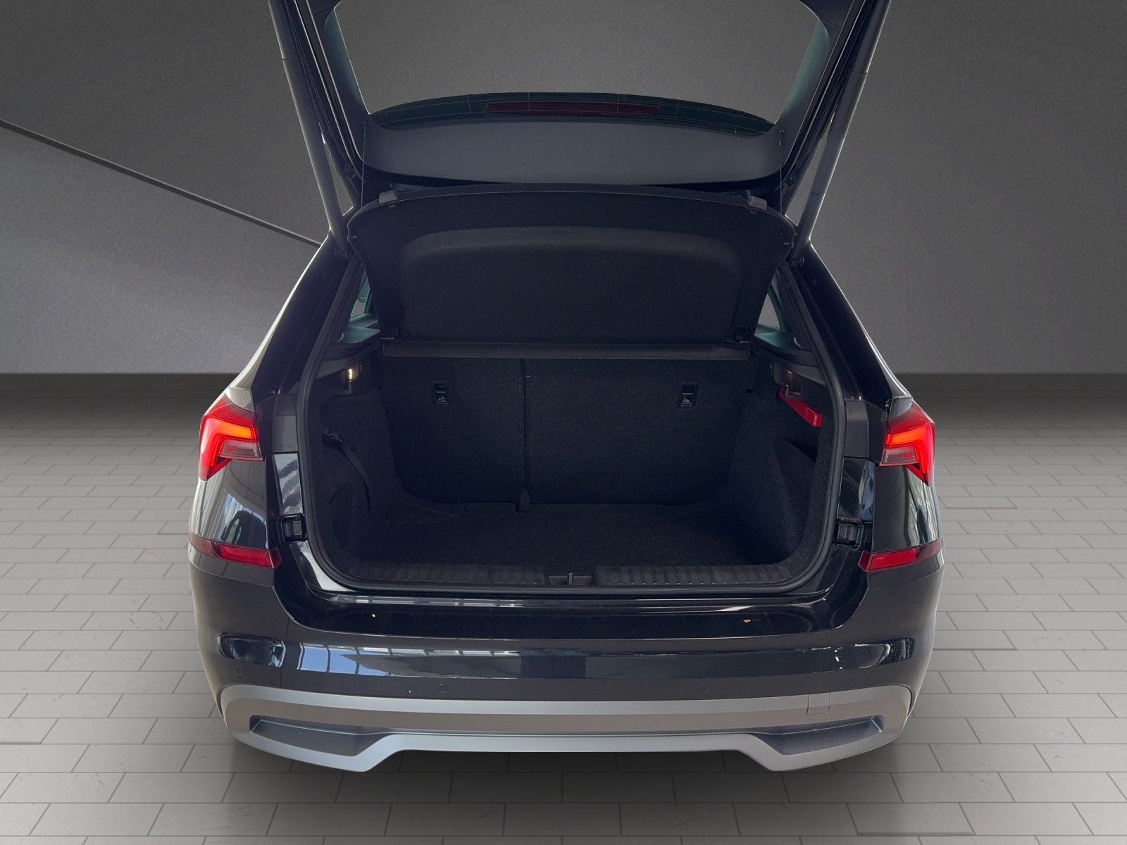 SKODA Kamiq 1.0 TSI Ambition DSG-image-8