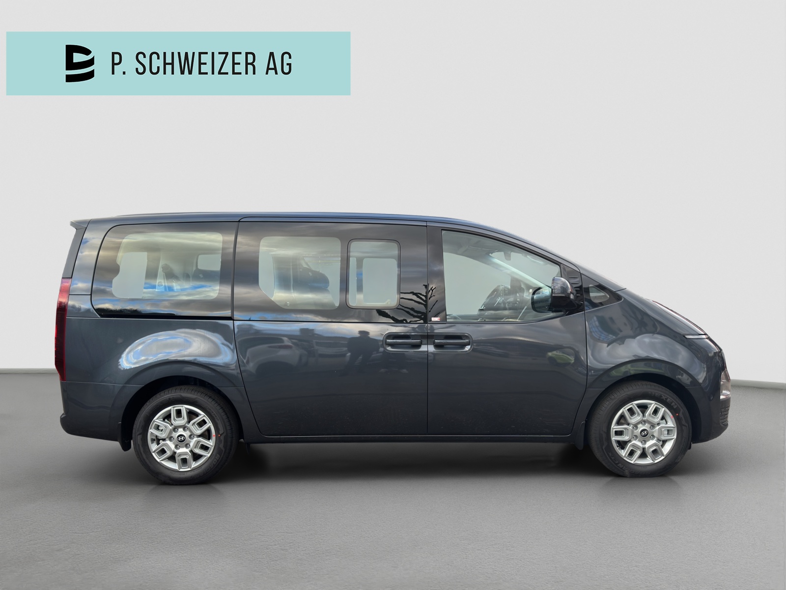 HYUNDAI Staria Wagon 1.6 T-GDi HEV Amplia A-image-5