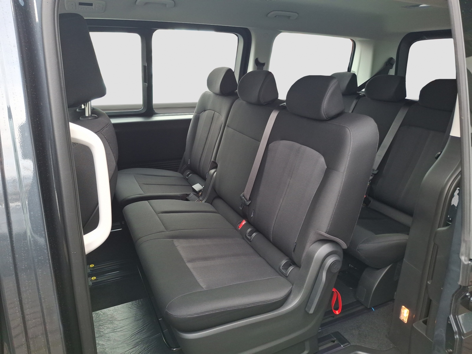 HYUNDAI Staria Wagon 1.6 T-GDi HEV Amplia A-image-10