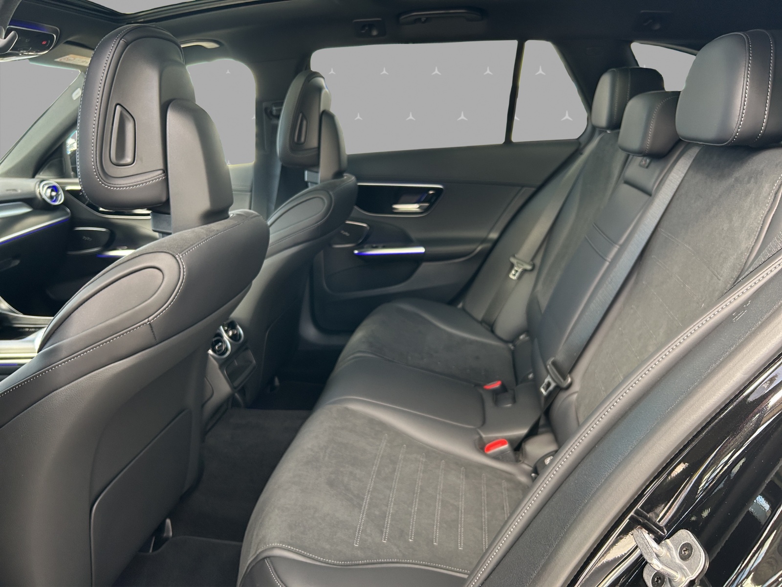 MERCEDES-BENZ C 220 d T 4 Matic Swiss Star-image-13