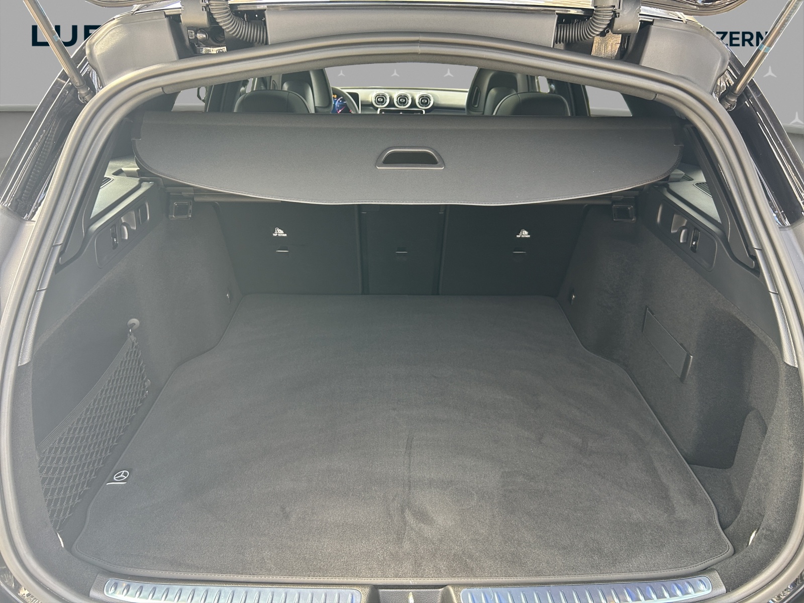MERCEDES-BENZ C 220 d T 4 Matic Swiss Star-image-14