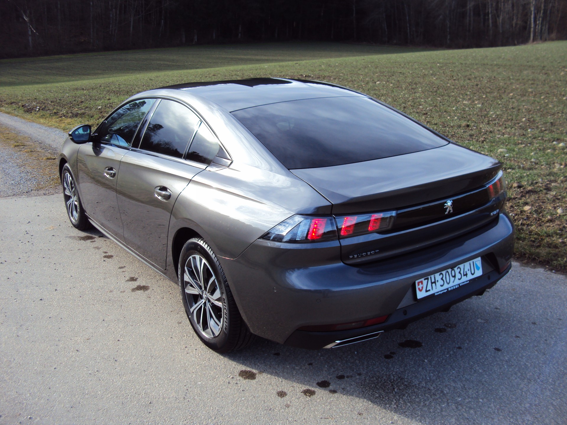 PEUGEOT 508 1.2 PureTech Allure Pack EAT8-image-4