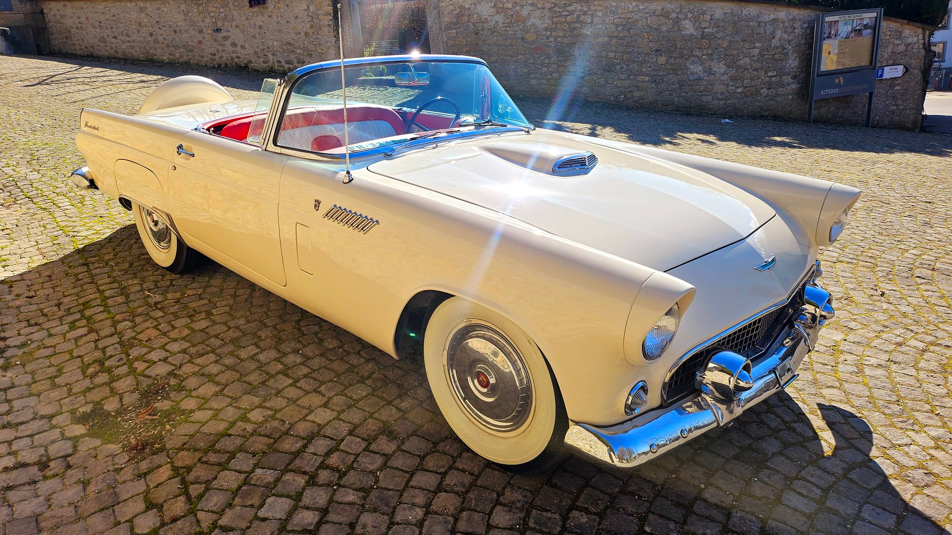 FORD Thunderbird-image-2