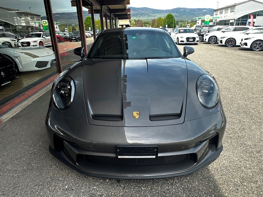 PORSCHE 911 Coupé 4.0 GT3 Touring PDK-image-2