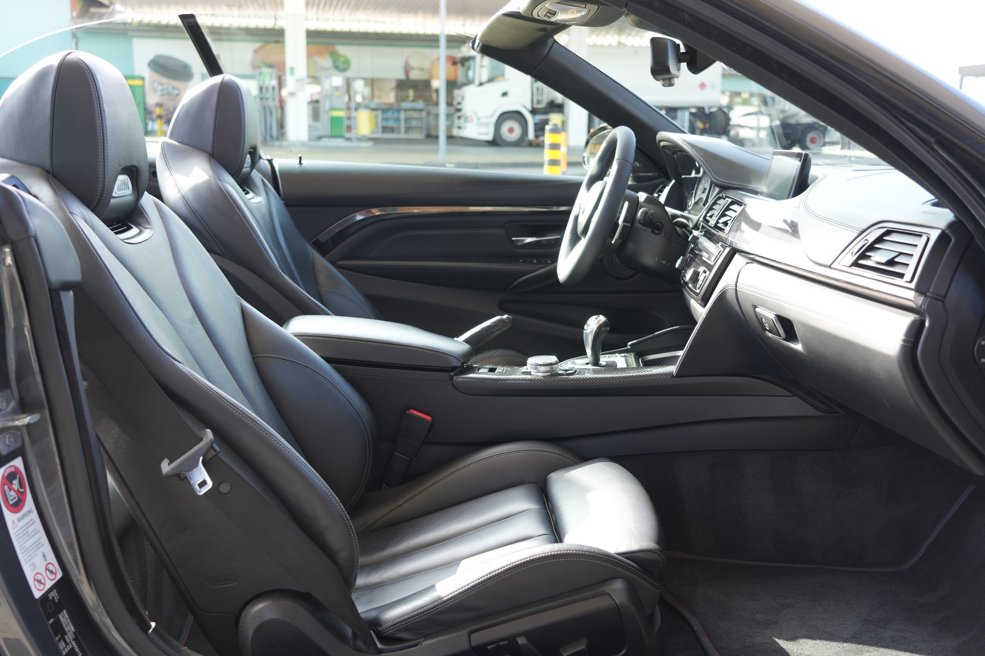 BMW M4 Cabriolet DKG-image-13