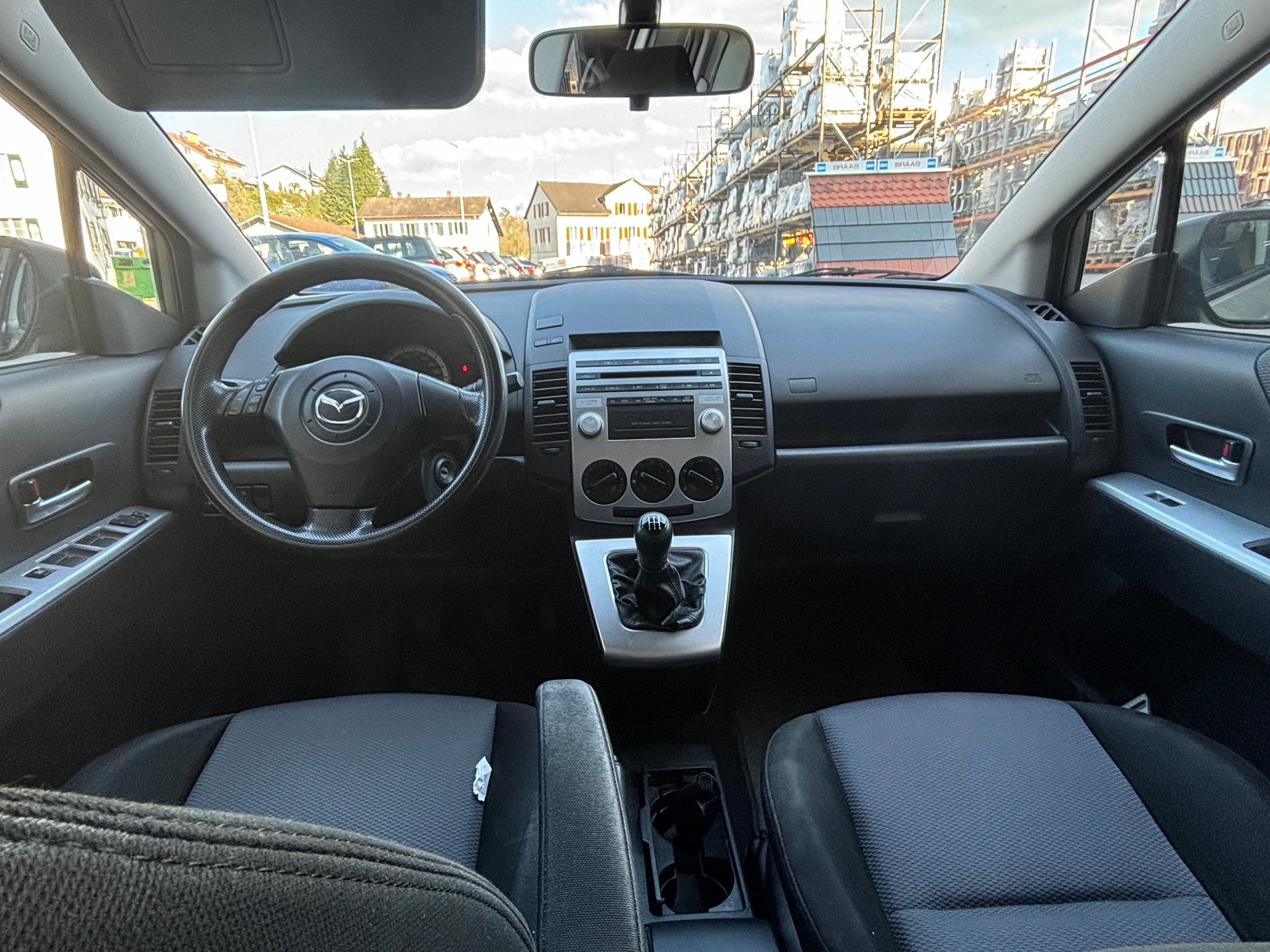 MAZDA 5 2.0 16V Confort-image-7