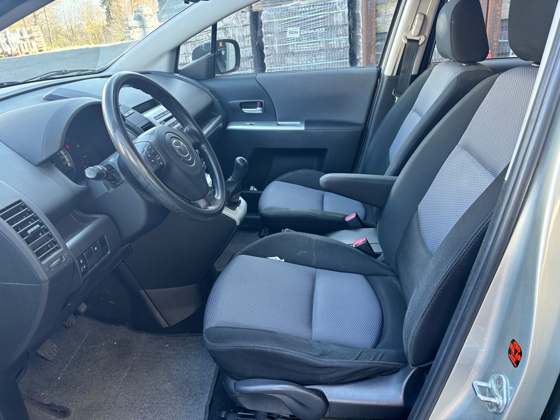 MAZDA 5 2.0 16V Confort-image-8