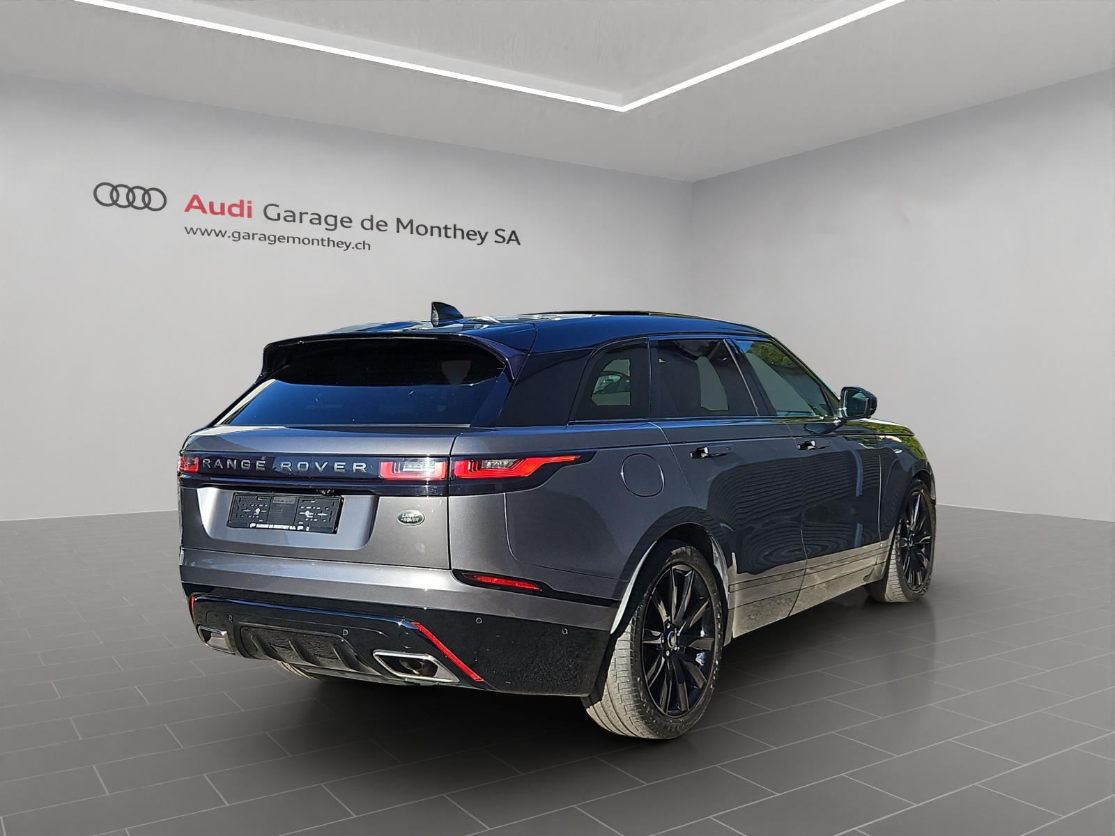 LAND ROVER Range Rover Velar D 300 First Edition Automatic-image-3