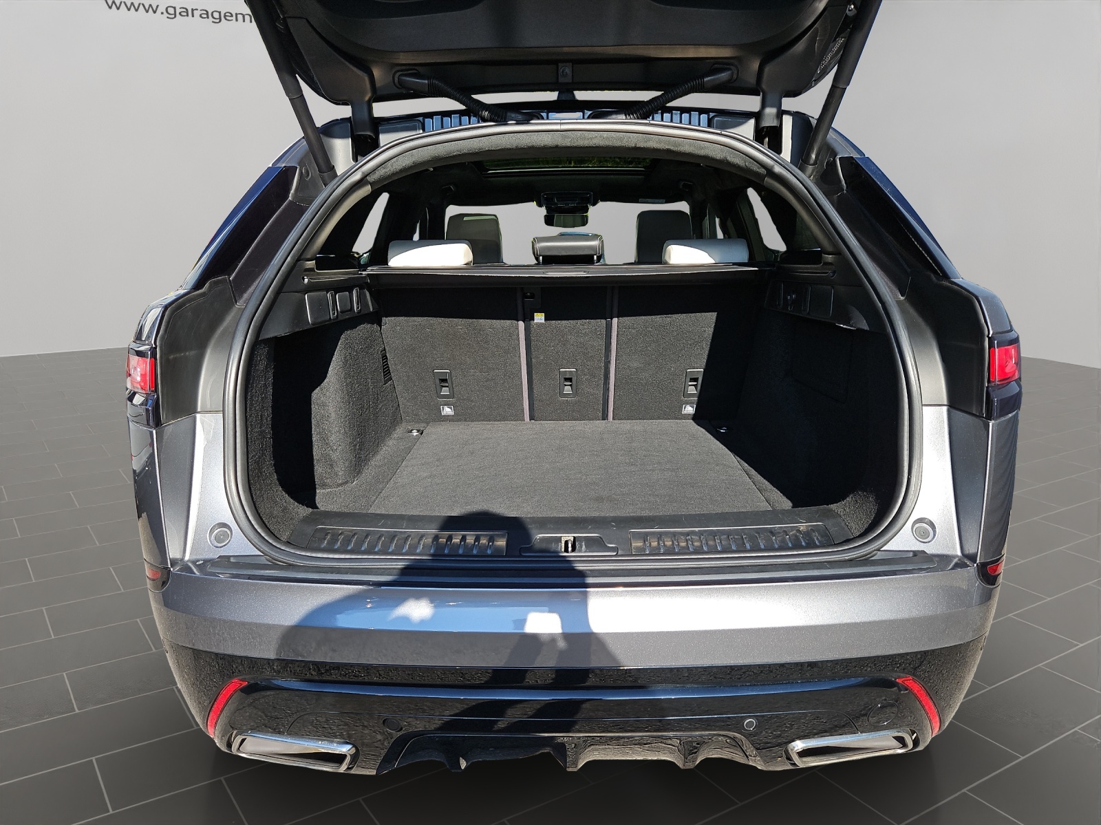 LAND ROVER Range Rover Velar D 300 First Edition Automatic-image-15
