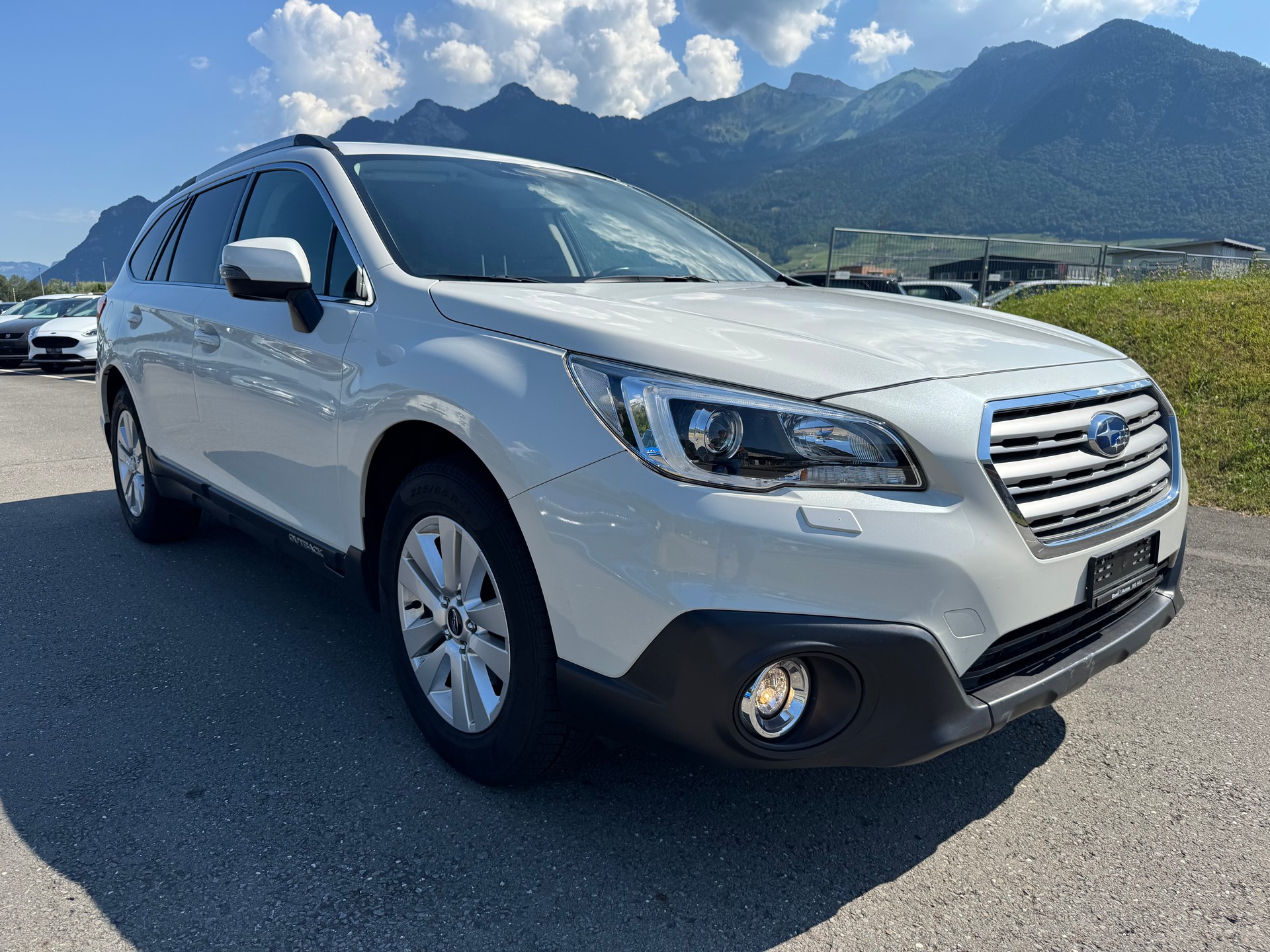 SUBARU Outback 2.0D Swiss AWD-image-2