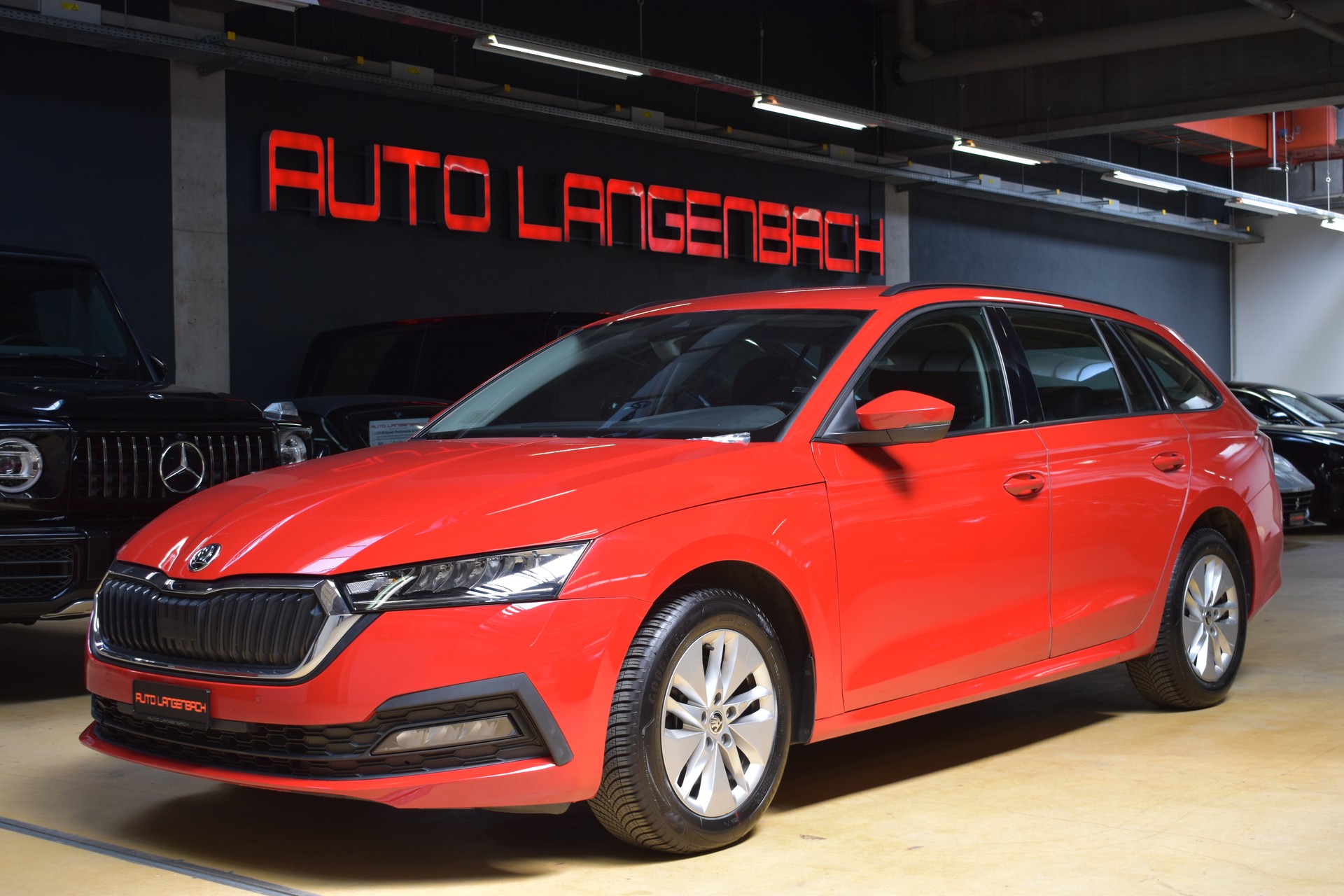SKODA Octavia Combi 2.0 TDI DSG Ambition 4x4 - New Model 2021 - 150PS