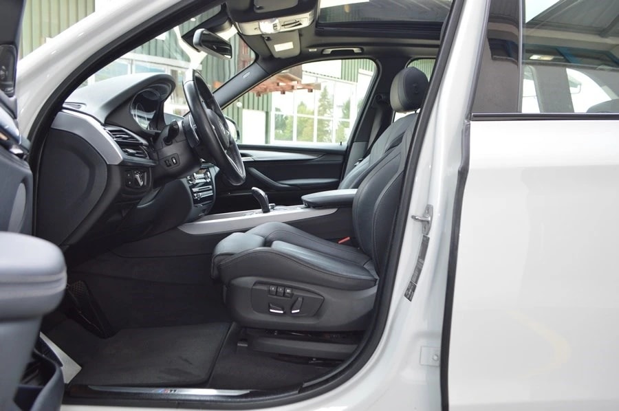 BMW X5 xDrive 25d Steptronic M Sport I Panoramadach I Standheizung-image-5