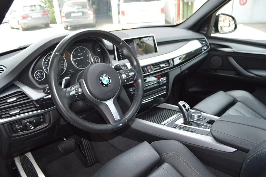 BMW X5 xDrive 25d Steptronic M Sport I Panoramadach I Standheizung-image-6