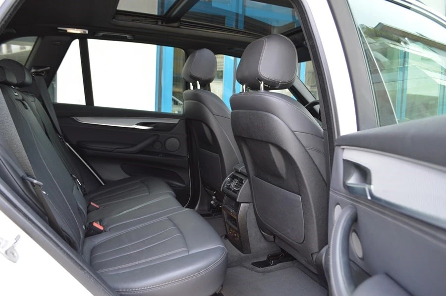BMW X5 xDrive 25d Steptronic M Sport I Panoramadach I Standheizung-image-11