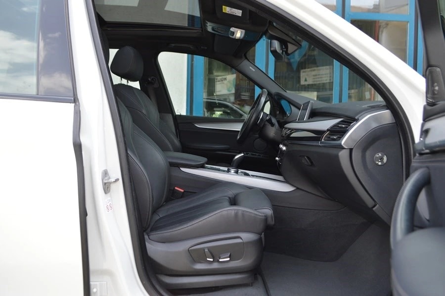 BMW X5 xDrive 25d Steptronic M Sport I Panoramadach I Standheizung-image-9