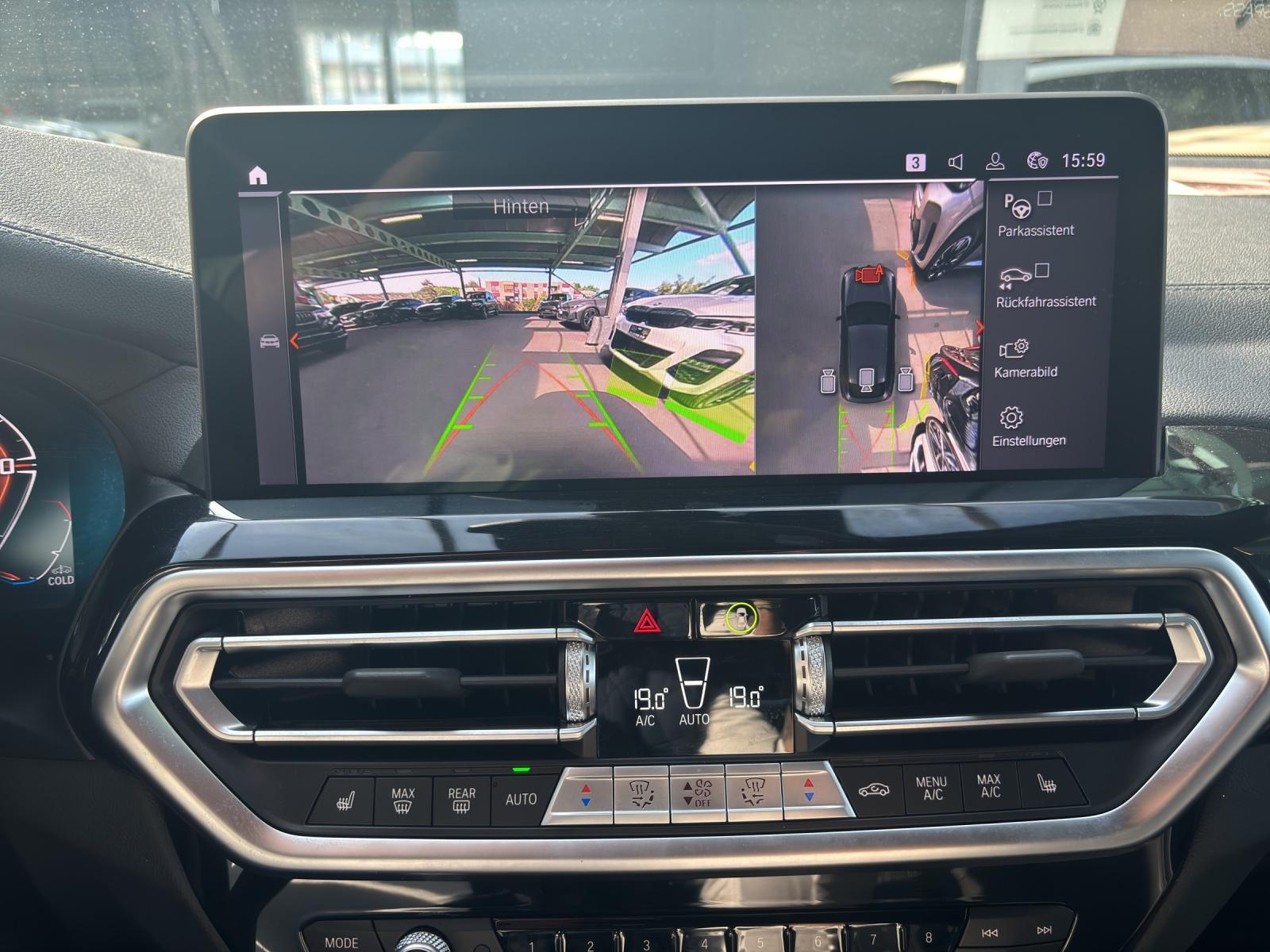 BMW X4 M40i-image-12