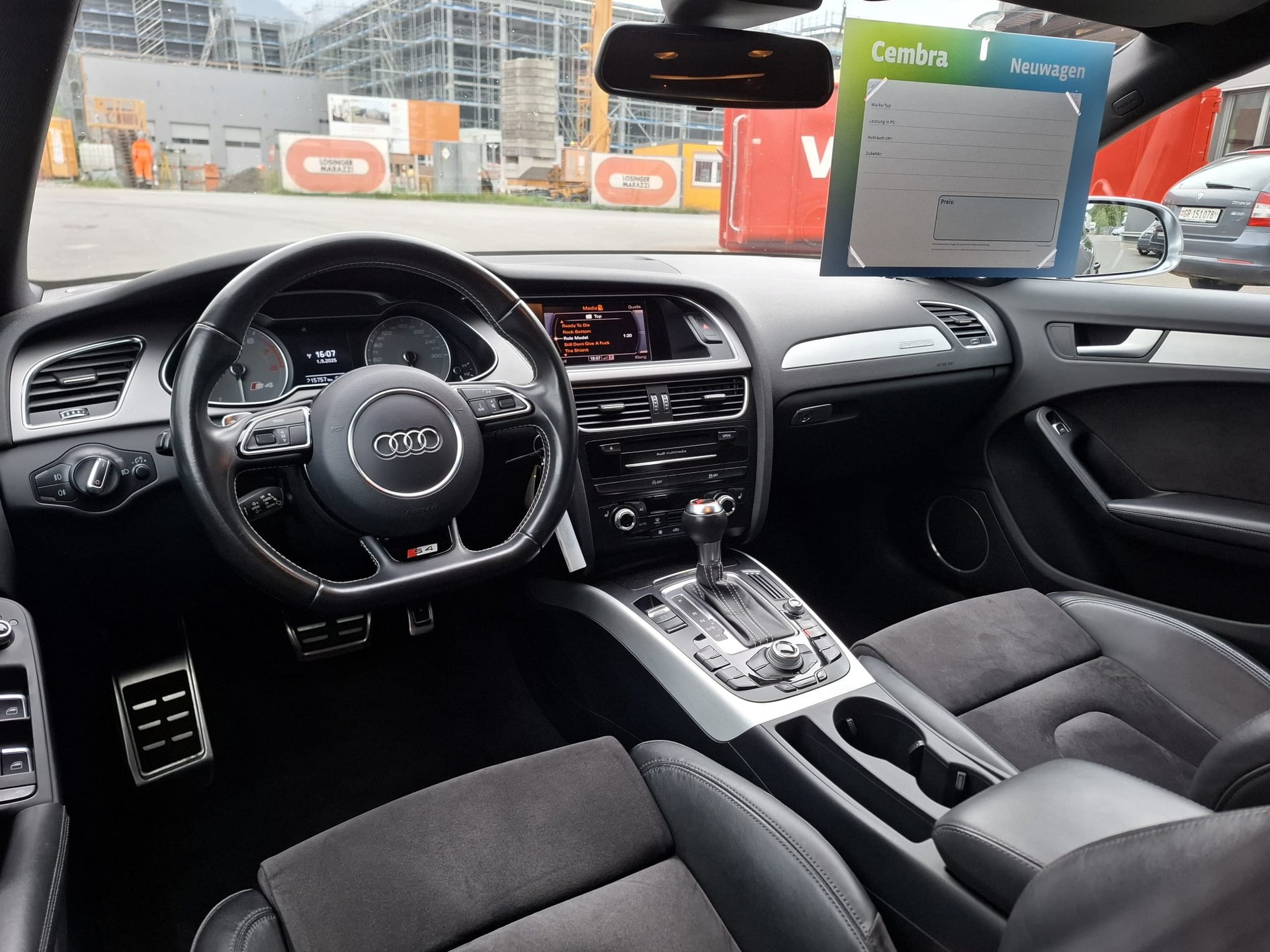 AUDI S4 Avant 3.0 TFSI quattro S-tronic-image-4