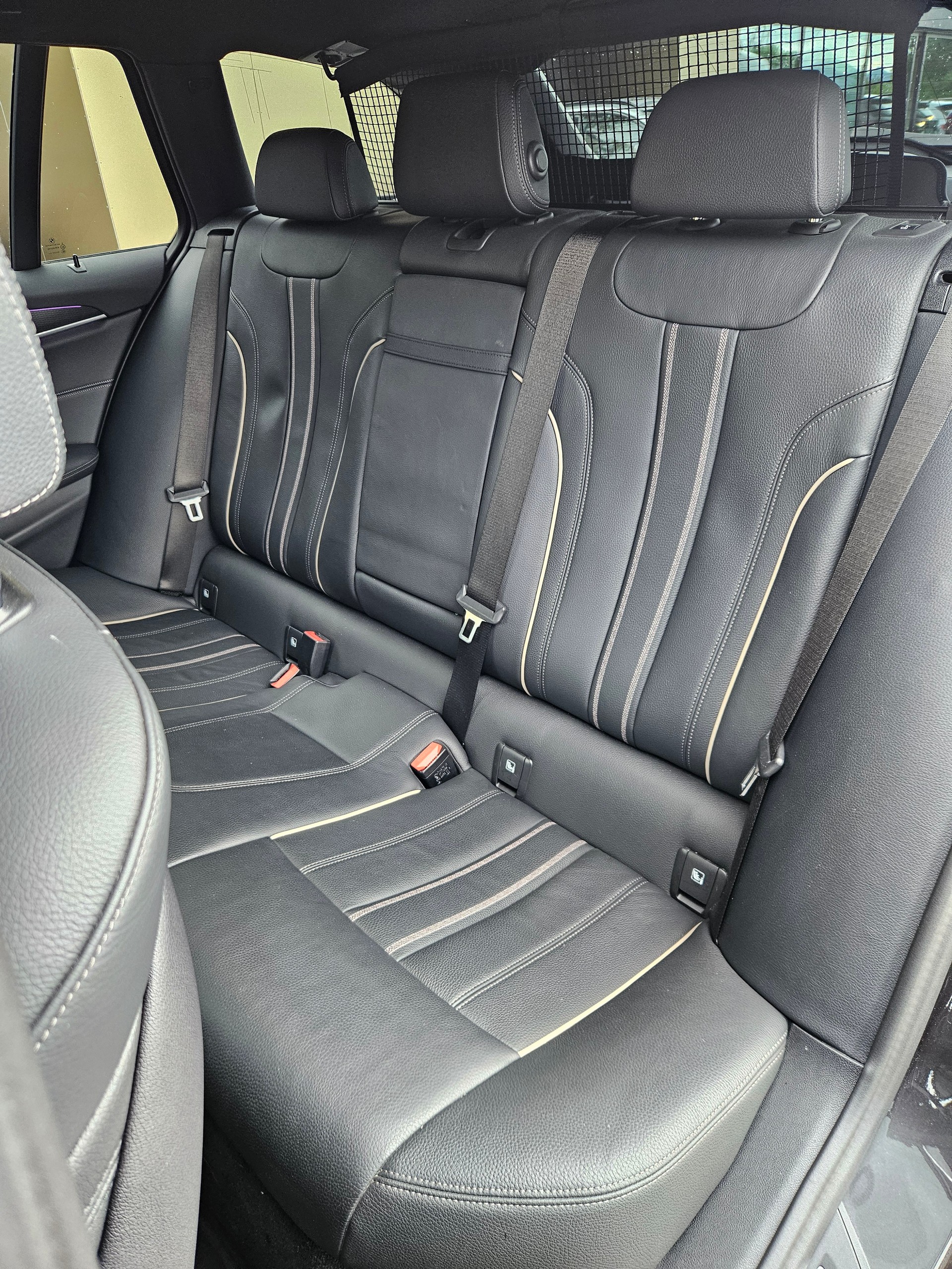 BMW 520d xDrive 48V Touring Pure M Sport Edition-image-10