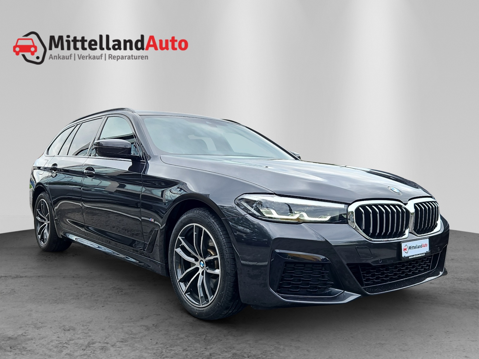 BMW 520d xDrive 48V Touring Pure M Sport Edition-image-2