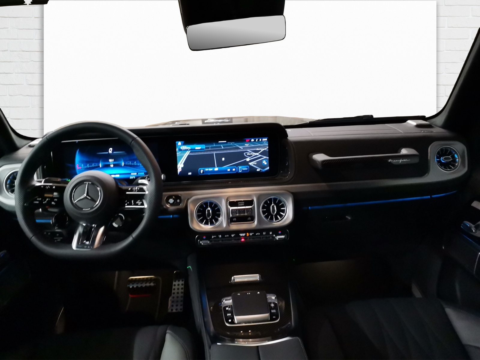 MERCEDES-BENZ AMG G 63-image-7