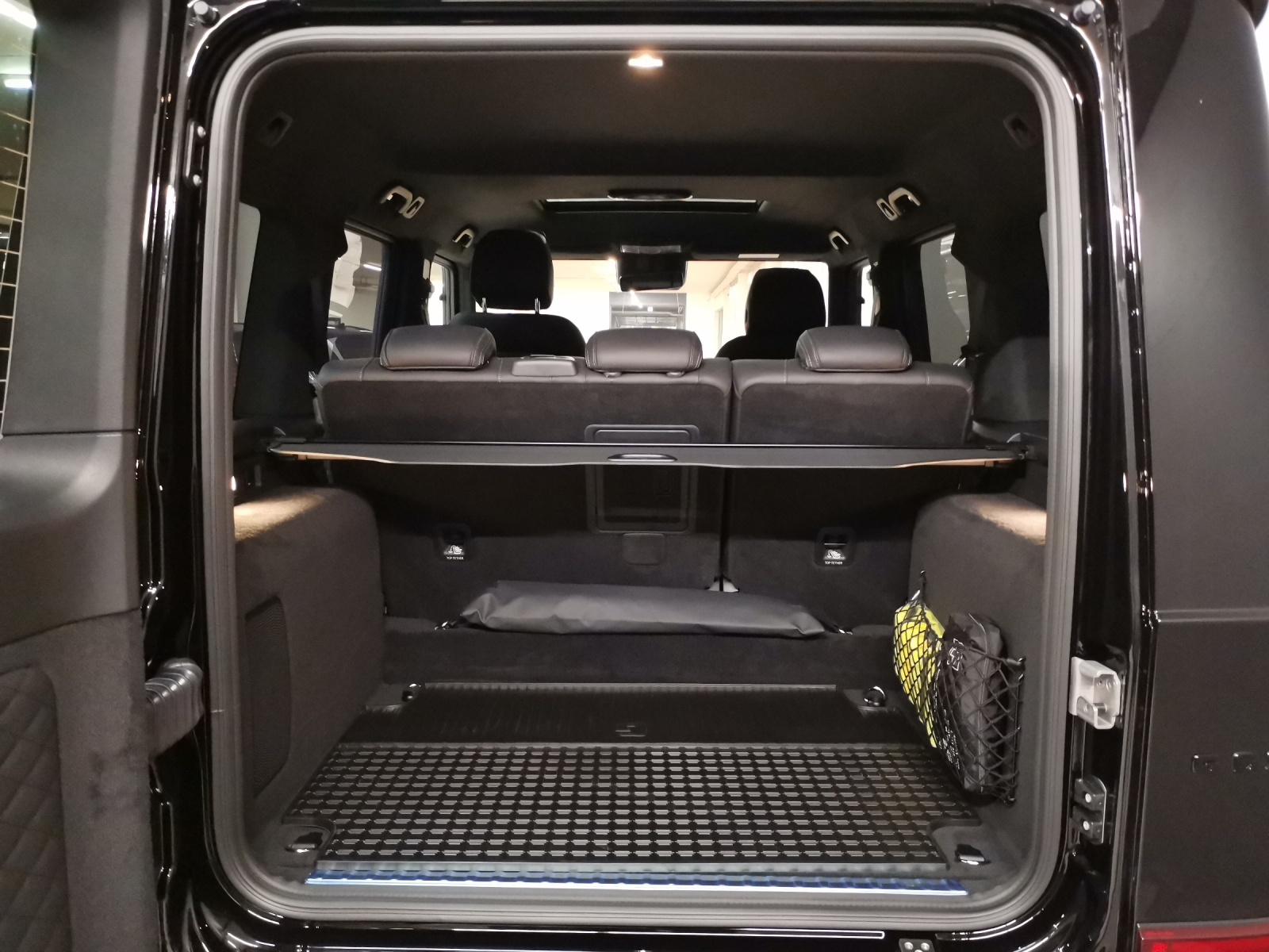 MERCEDES-BENZ AMG G 63-image-10