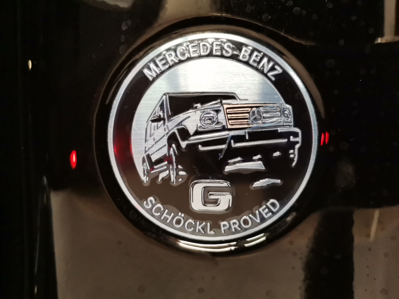 MERCEDES-BENZ AMG G 63-image-14