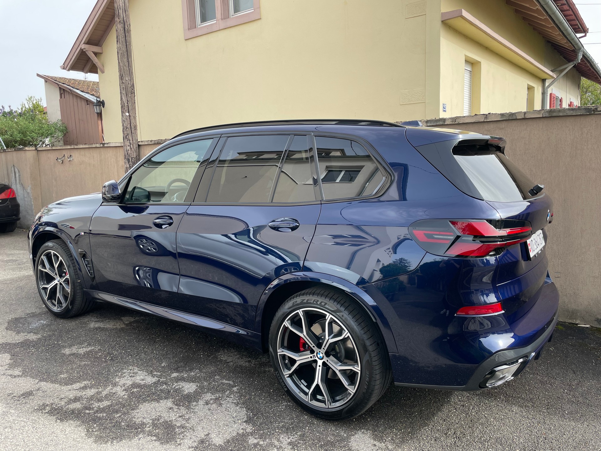 BMW X5 xDrive 48V 40d M Sport Pro Steptronic-image-1
