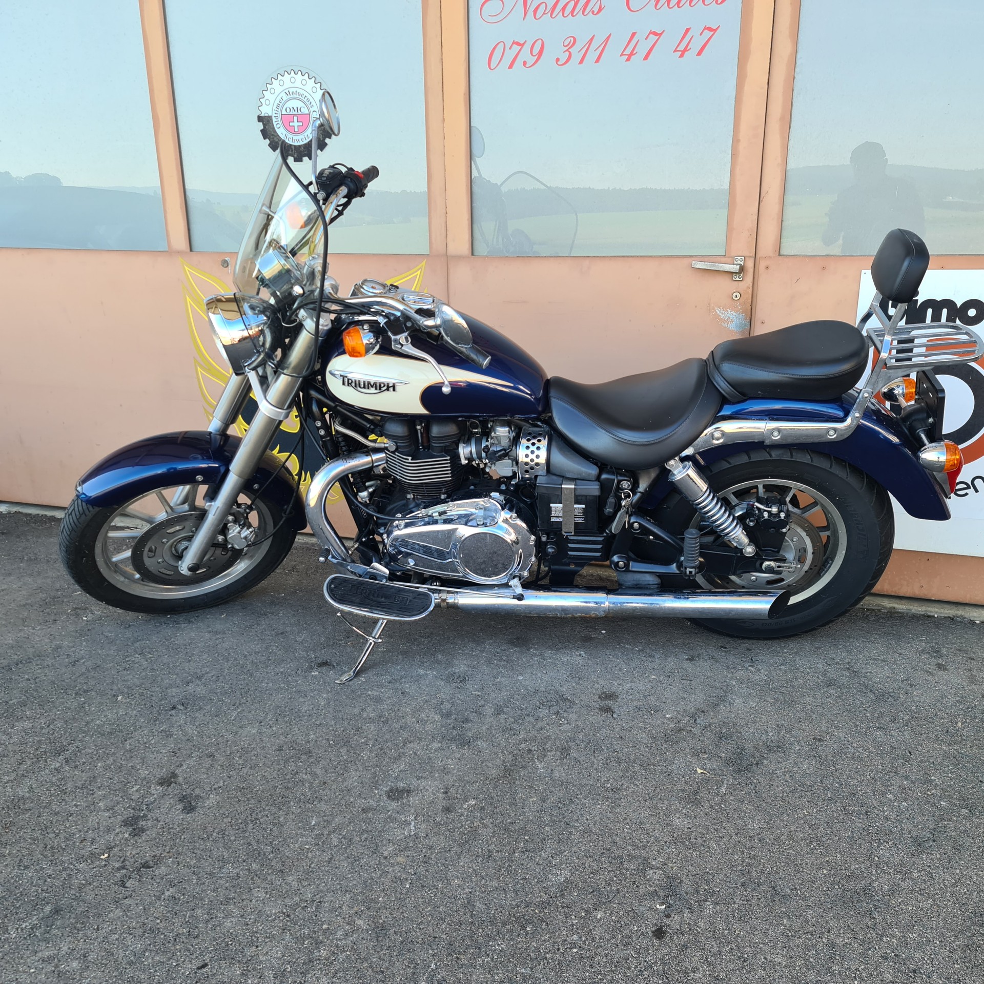 TRIUMPH America 900 i-image-5