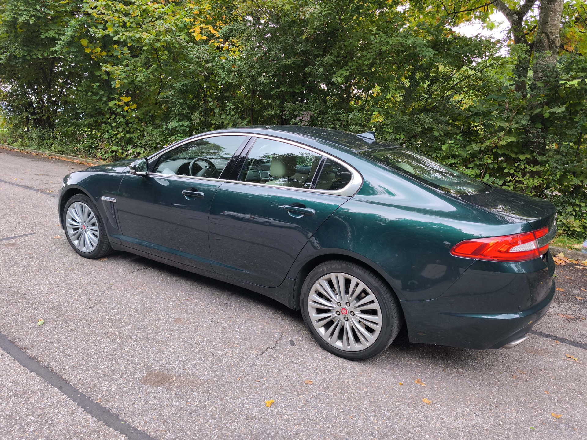 JAGUAR XF 3.0 V6 S/C 4x4-image-3