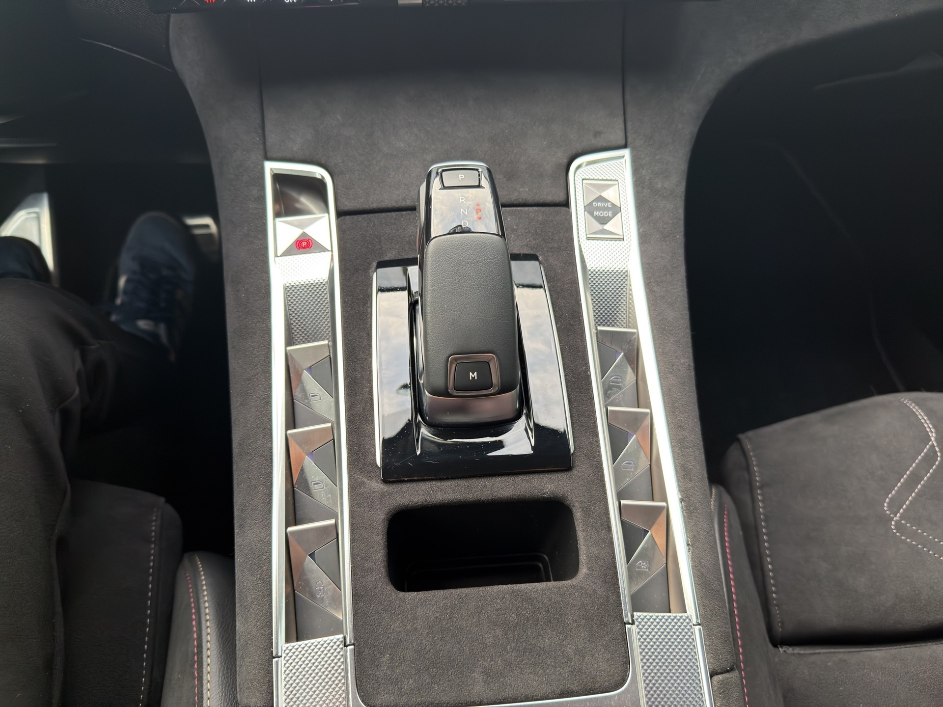 DS AUTOMOBILES DS7 1.5 BHDi Pallas EAT8-image-10
