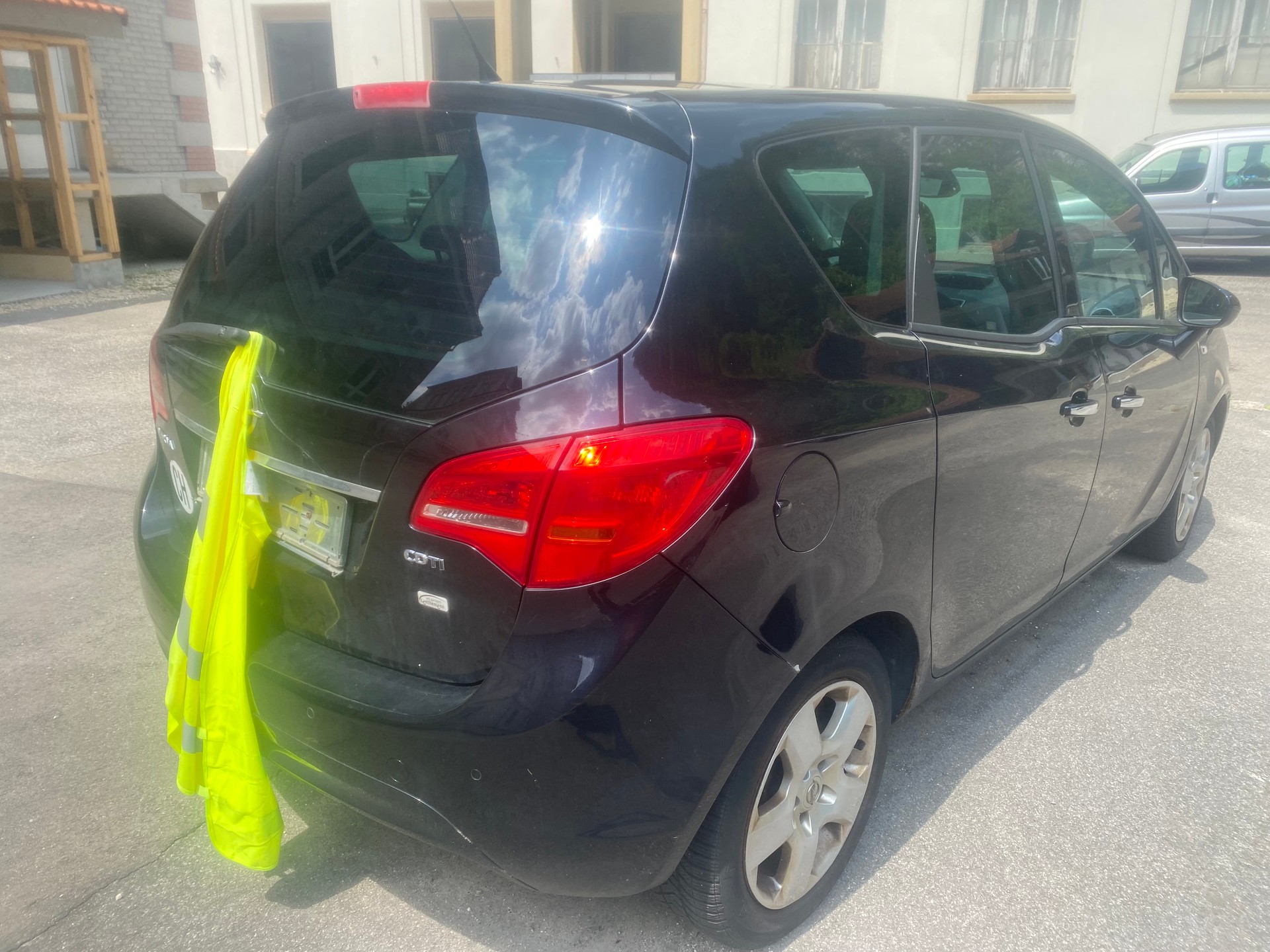 OPEL Meriva 1.7 CDTi Enjoy-image-2