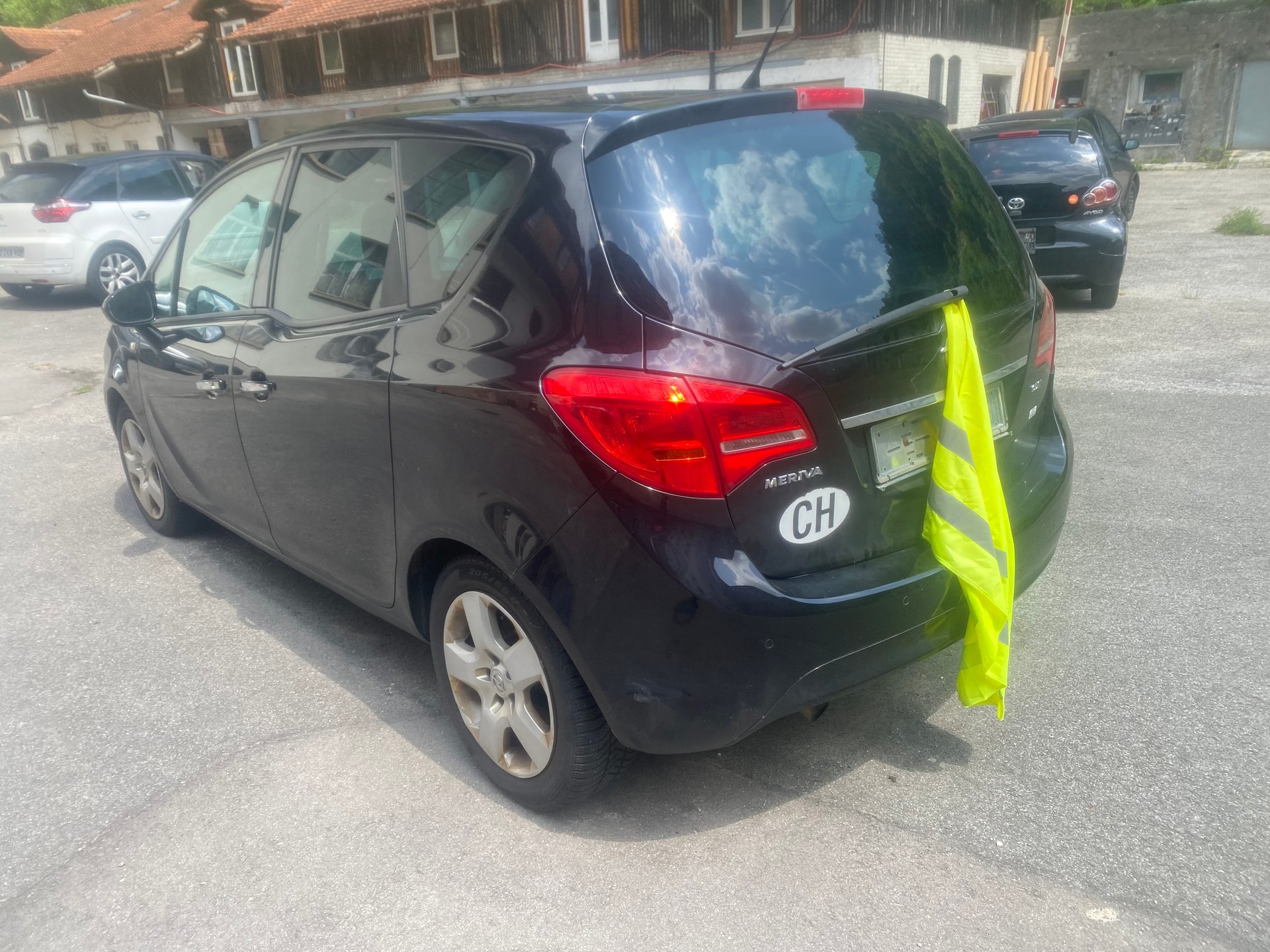 OPEL Meriva 1.7 CDTi Enjoy-image-3